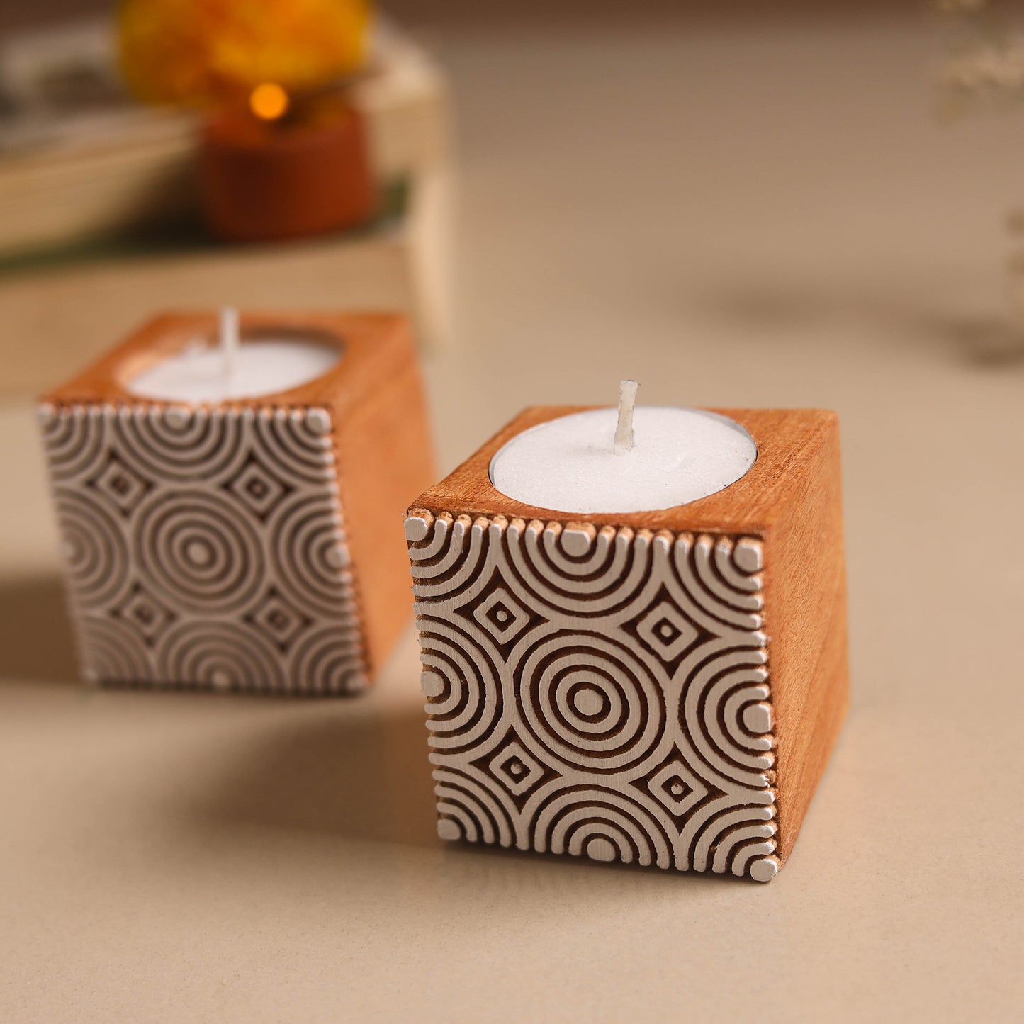 Set of 2 hand carved bakayan wood tealight candle holder 04