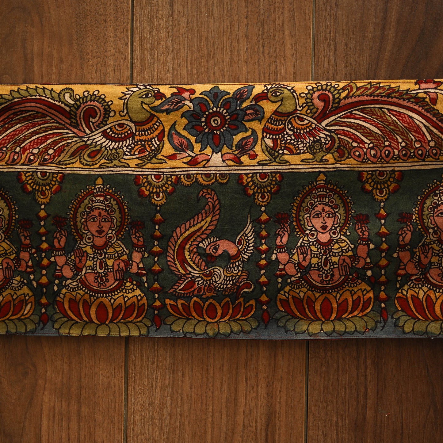 Handpainted kalamkari ashtalakshmi toran (11 x 55 in) 10
