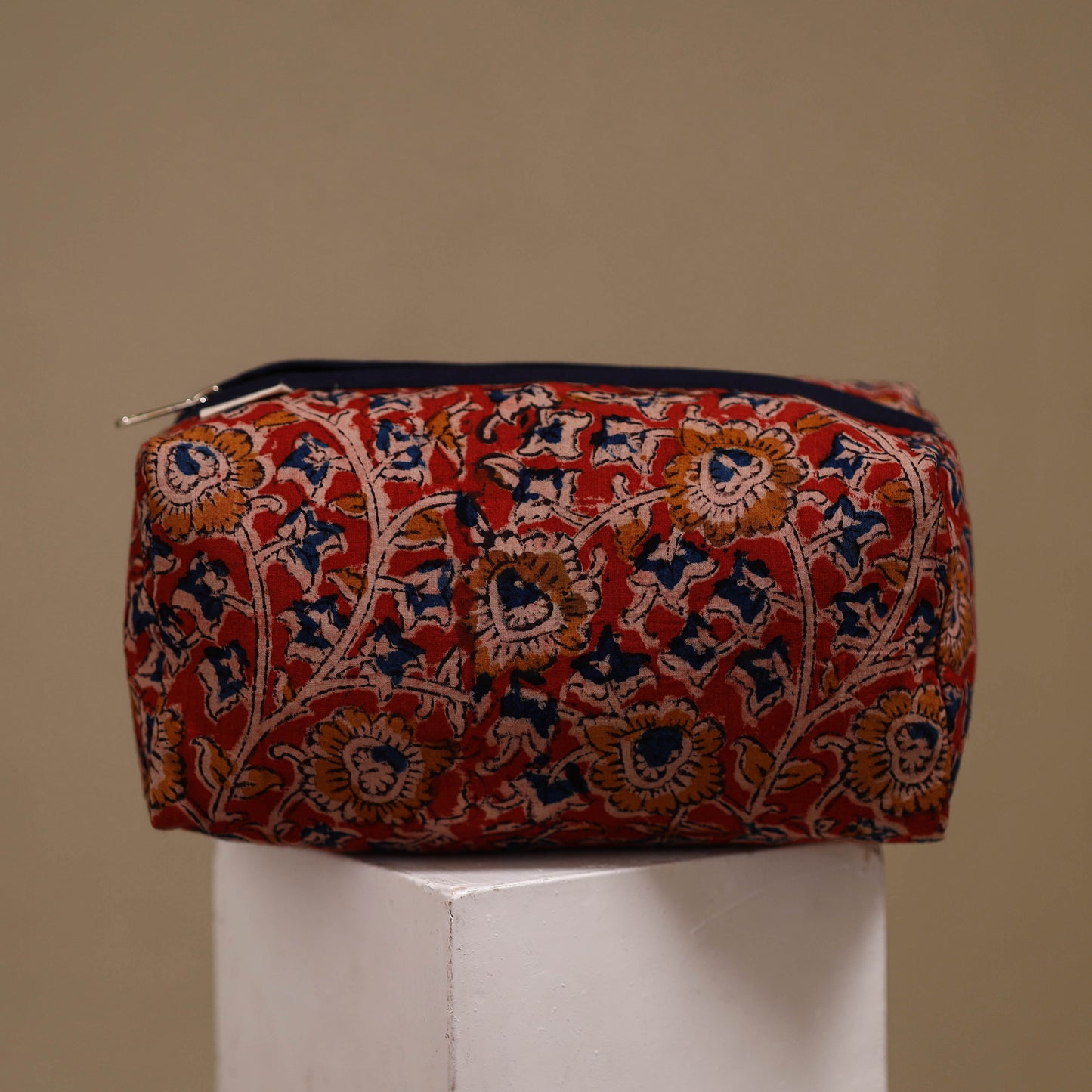 Handcrafted Fabric Toiletry Bags (Set of 3) 15