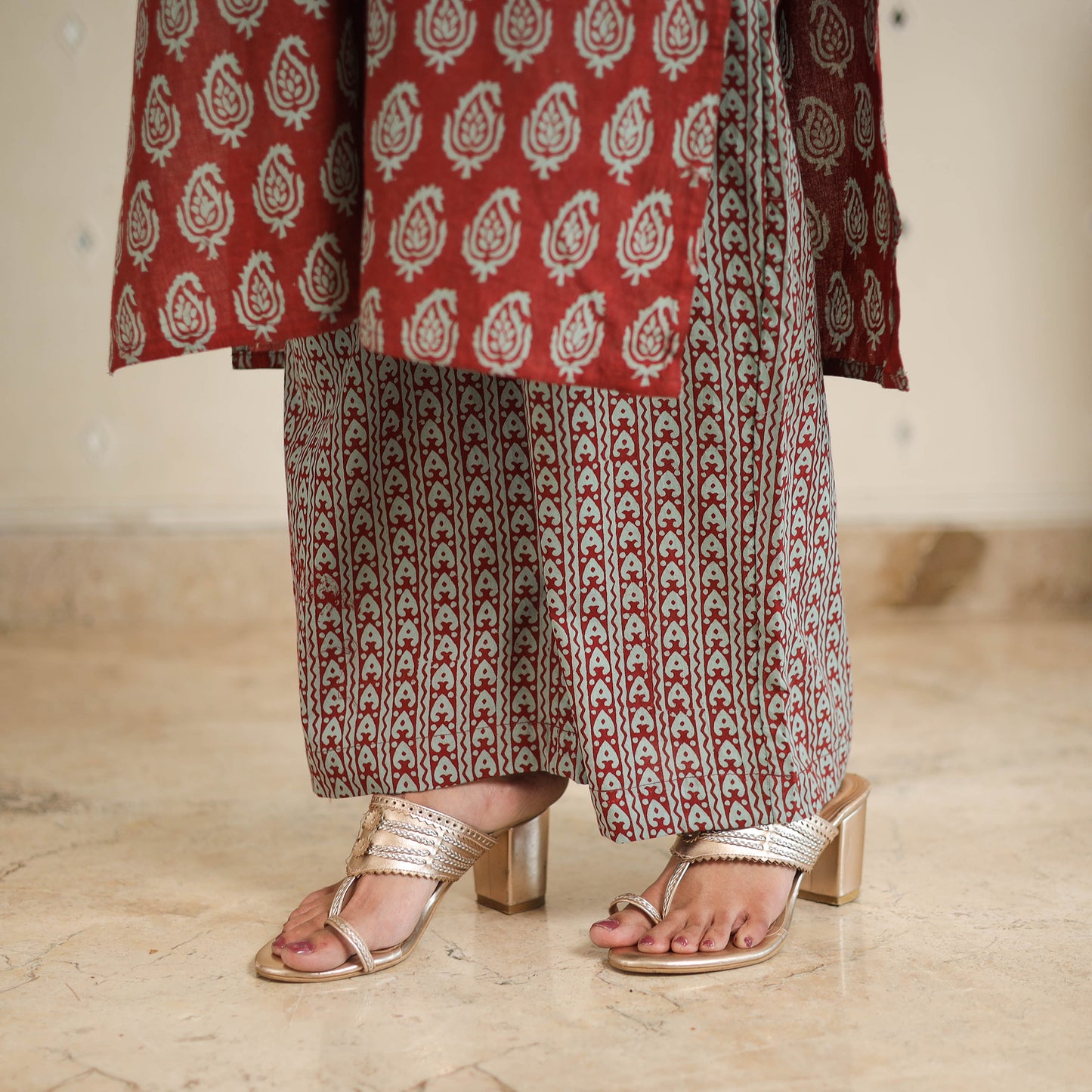 Red - bagh cotton suit set (set of 3) 07 - handcrafted