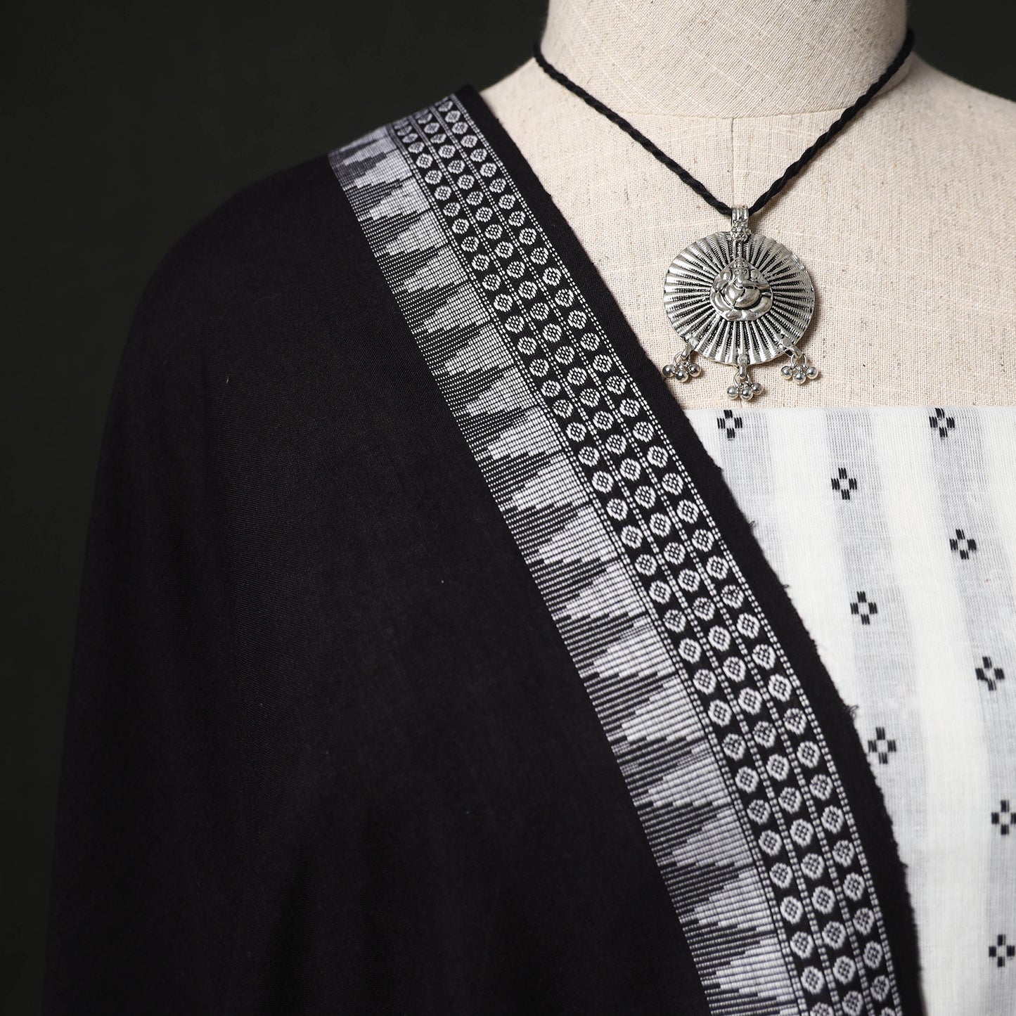 Jacquard Woven 2pc Cotton Unstitched Dress Material Kurta Set with Jewellery 17
