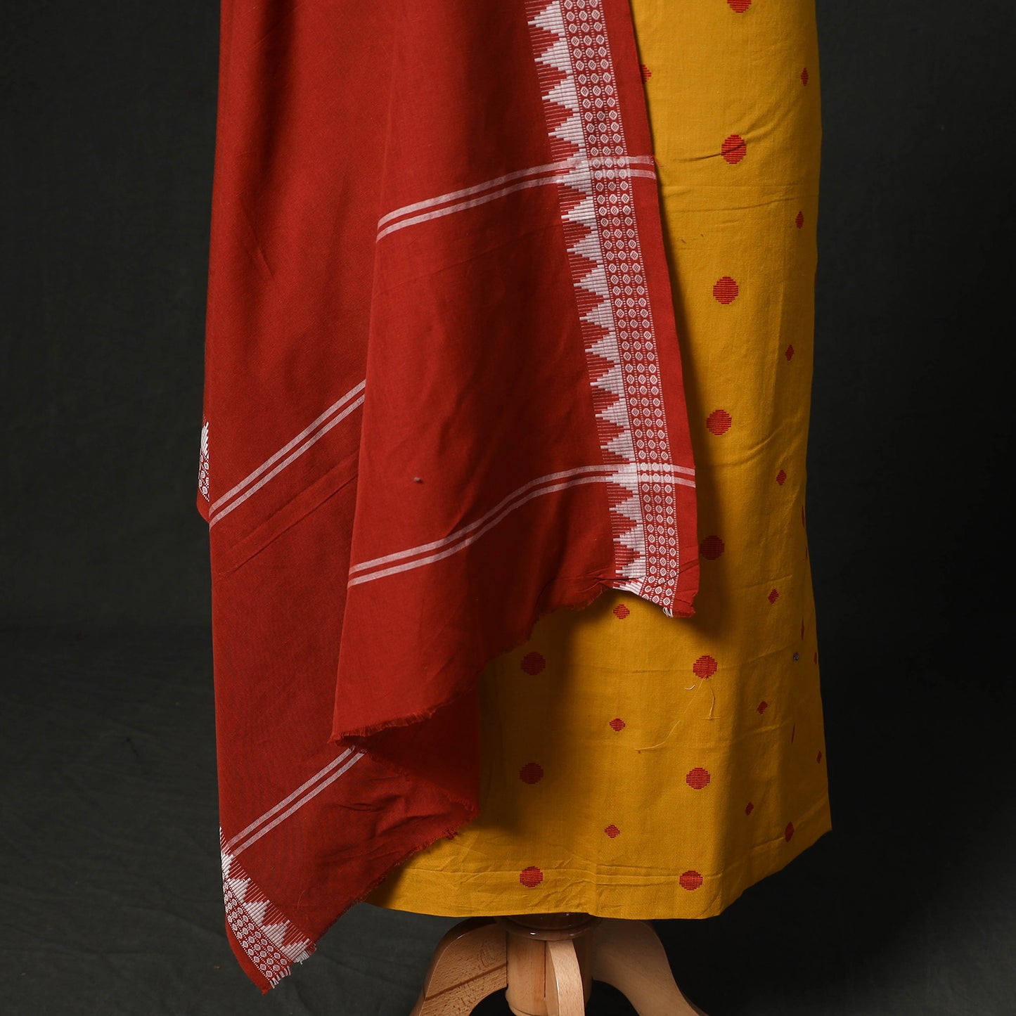 Jacquard Woven 2pc Cotton Unstitched Dress Material Kurta Set with Jewellery 21