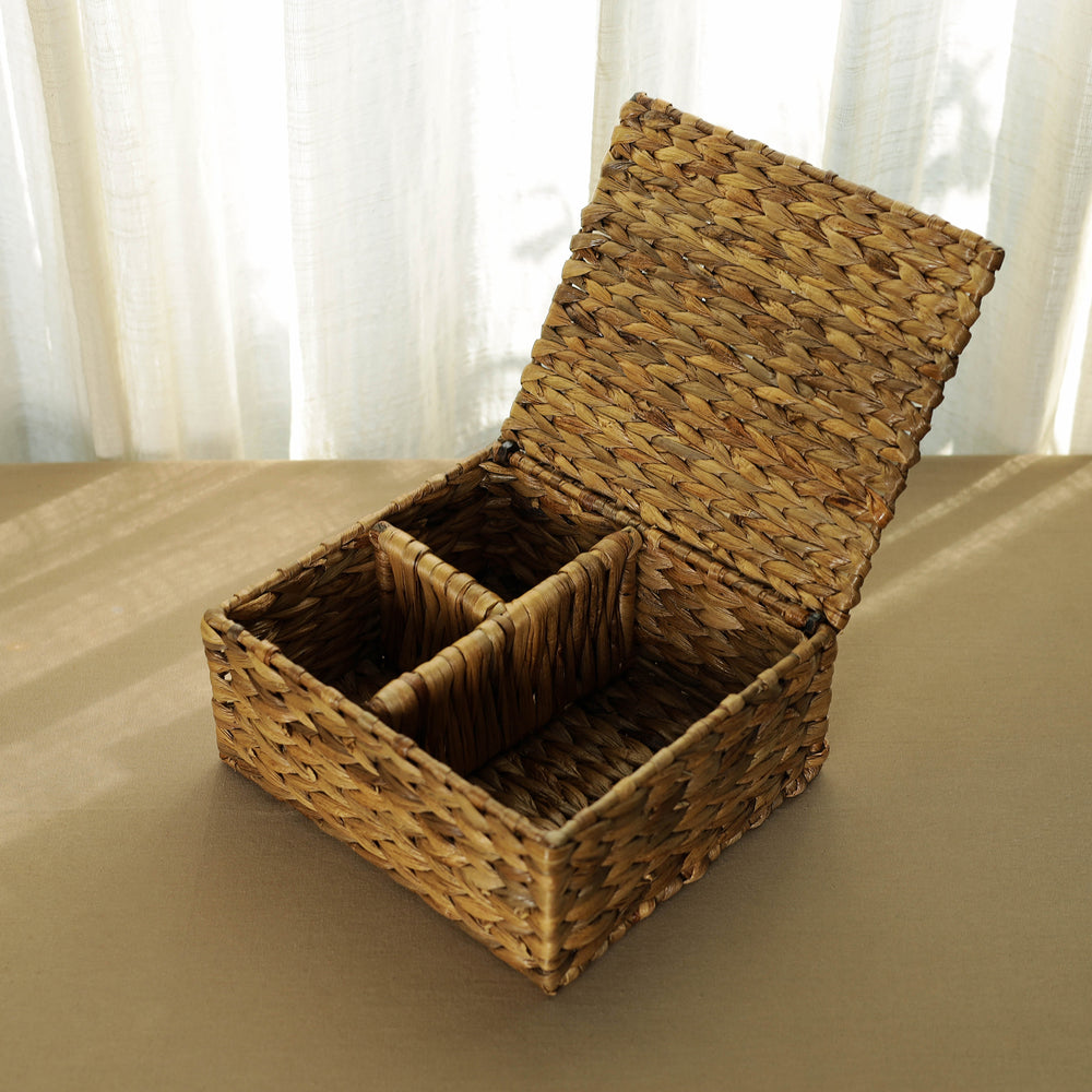 Handmade Water Hyacinth Basket with lid 05