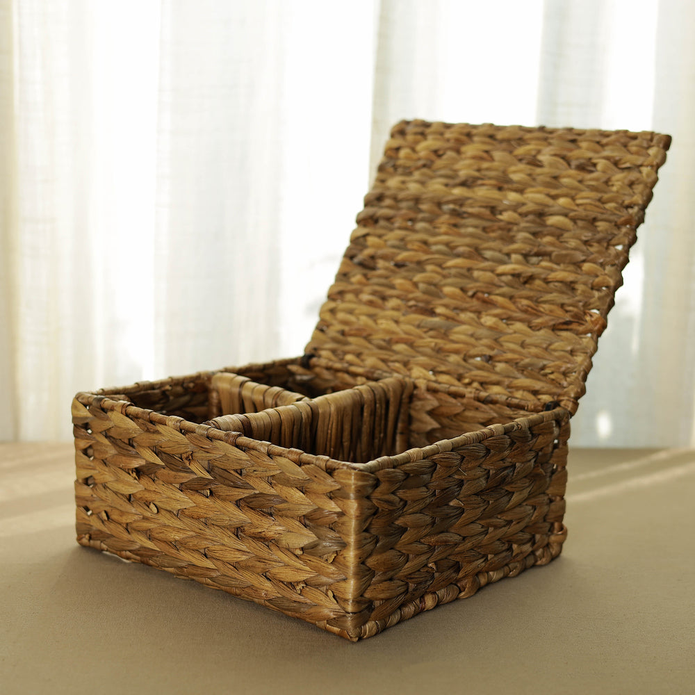 Handmade Water Hyacinth Basket with lid 05