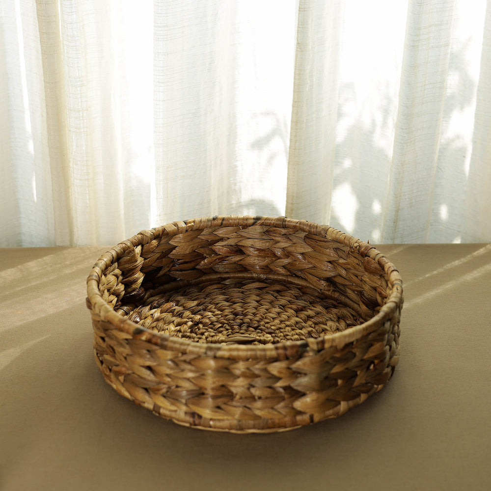 Eco-Friendly Water Hyacinth Round Tray 03