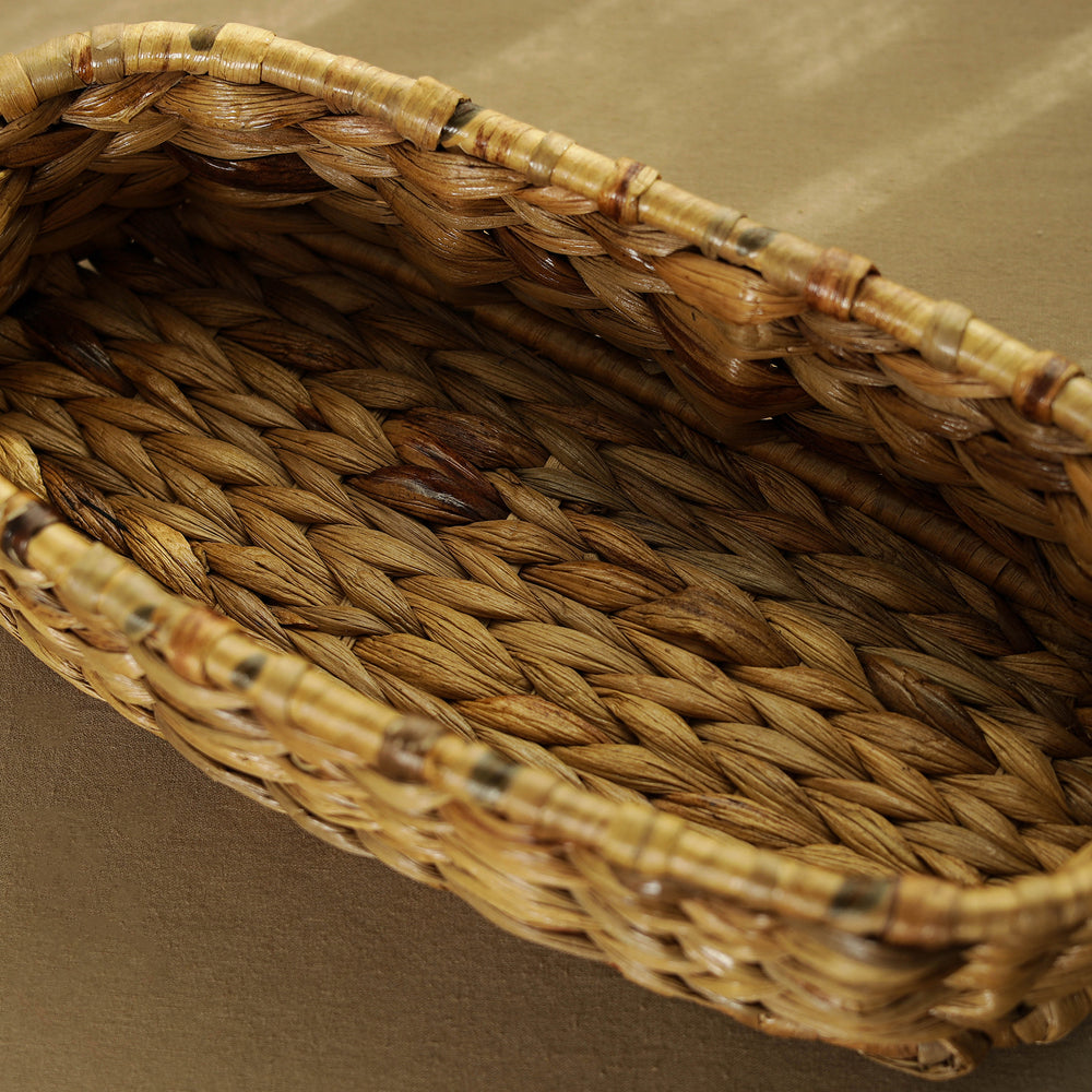 Eco-Friendly Water Hyacinth Oval Tray 02