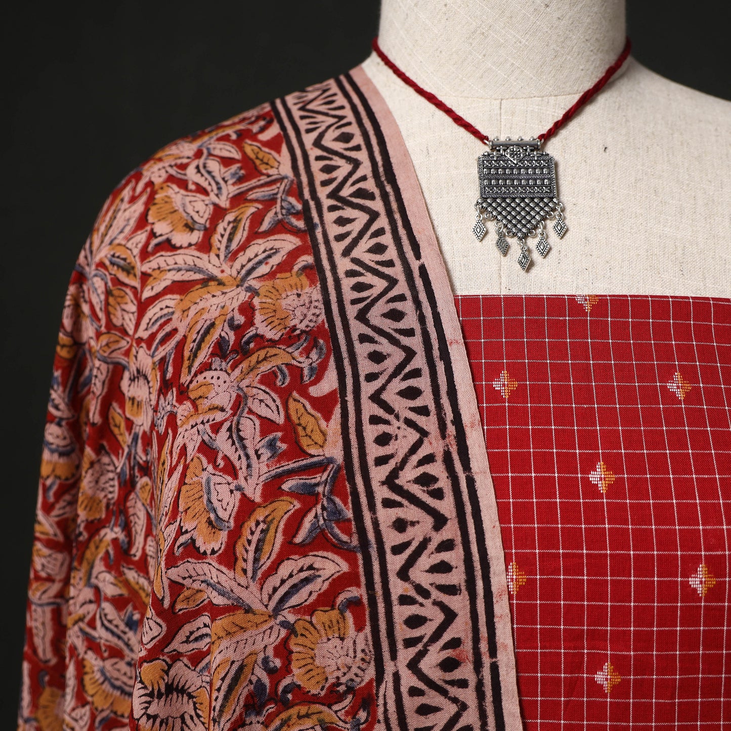 Jacquard Woven 2pc Cotton Unstitched Dress Material Kurta Set with Jewellery 27