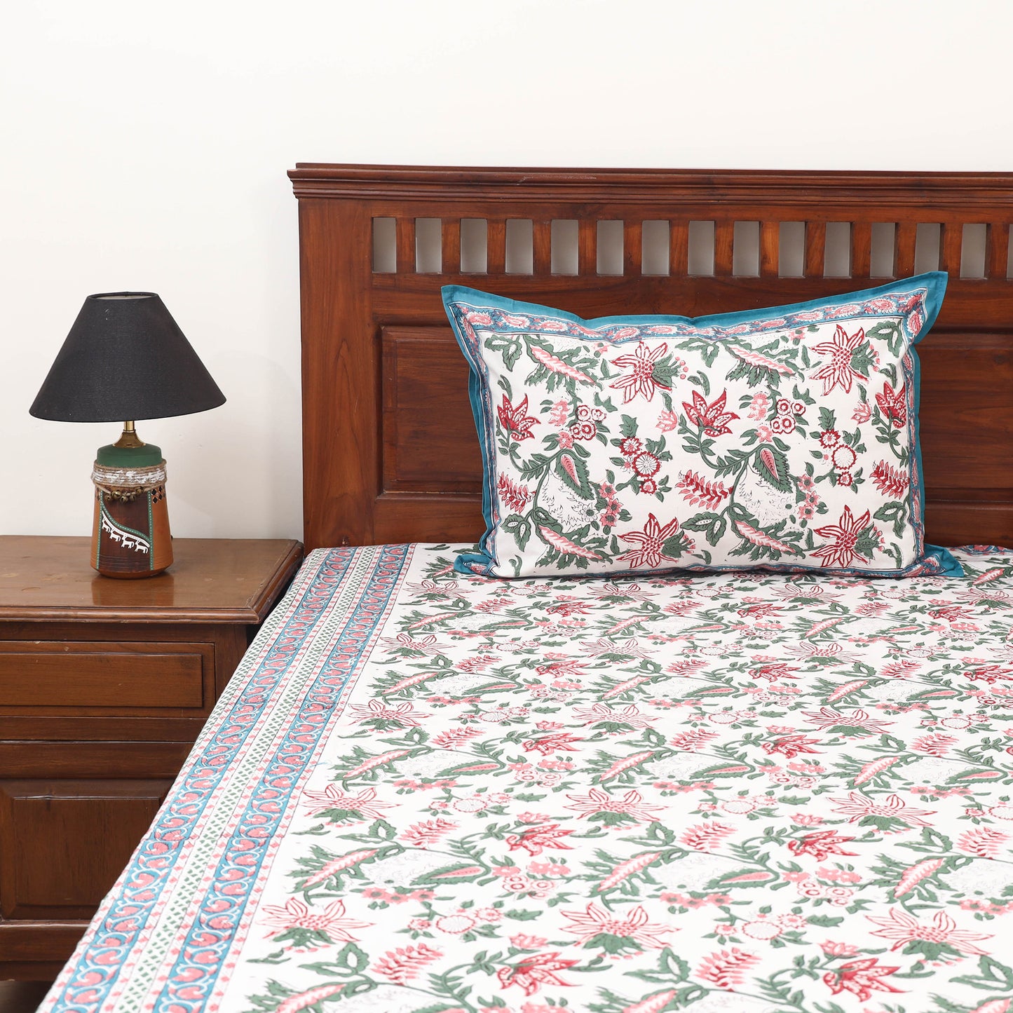 Sanganeri Hand Block Print Cotton Double Bedsheet Set (108 x 90 in) 02