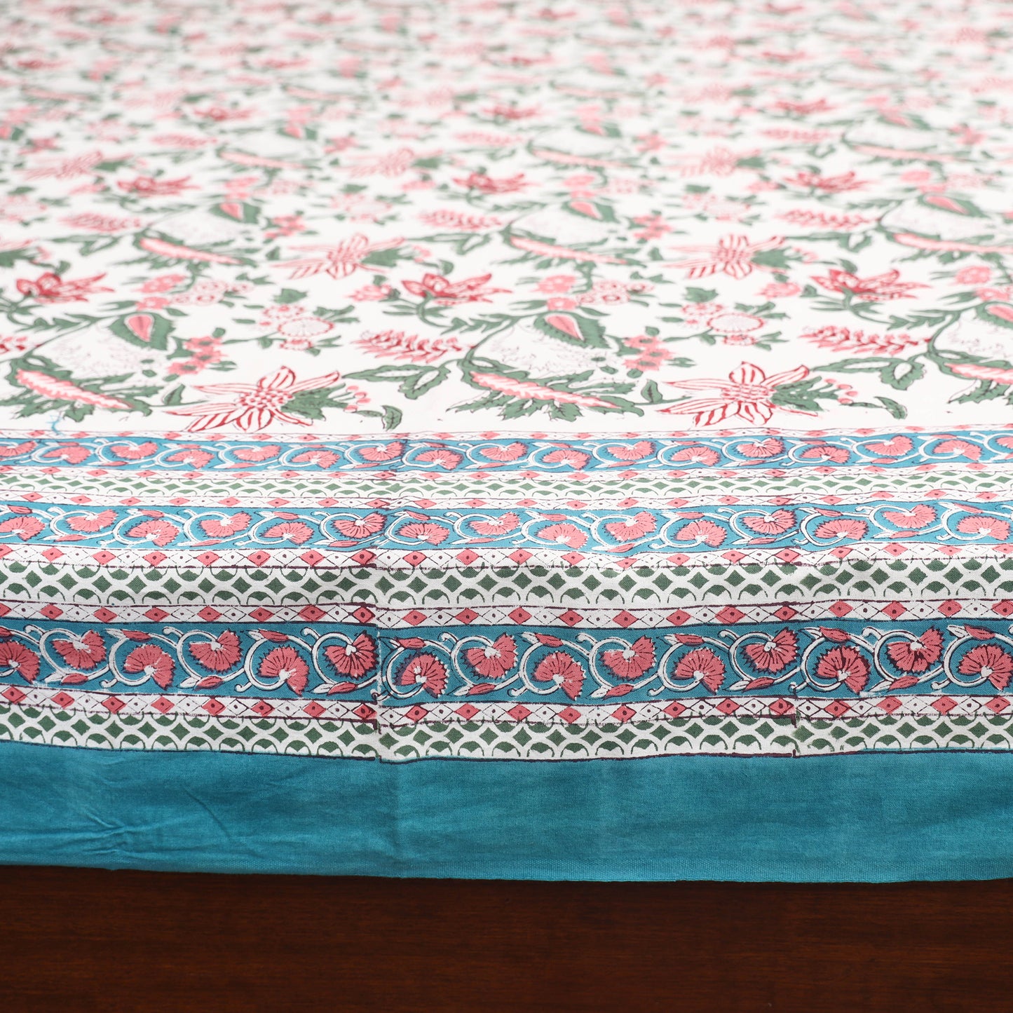 Sanganeri Hand Block Print Cotton Double Bedsheet Set (108 x 90 in) 02