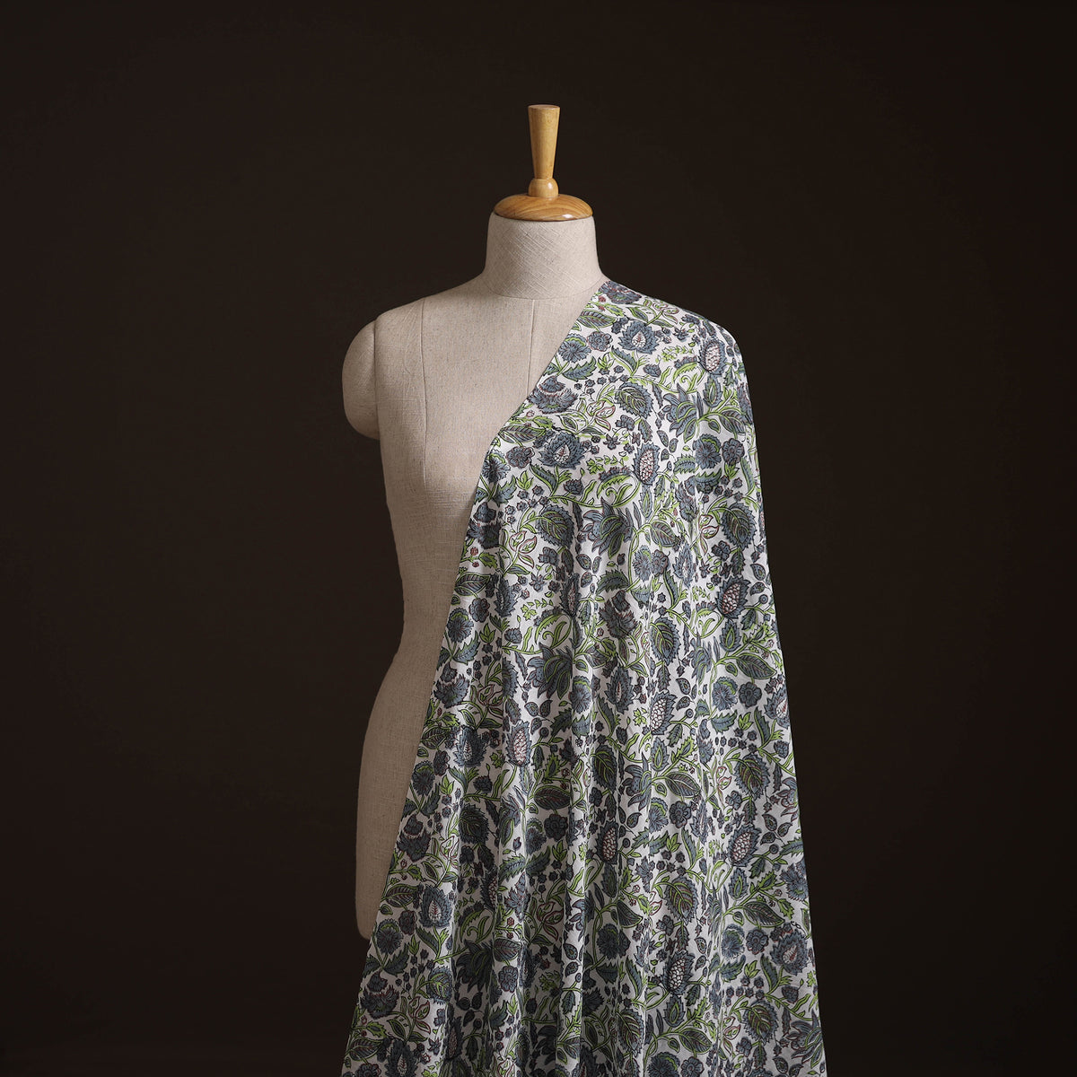 Multicolor - pure mul cotton hand block sanganeri print