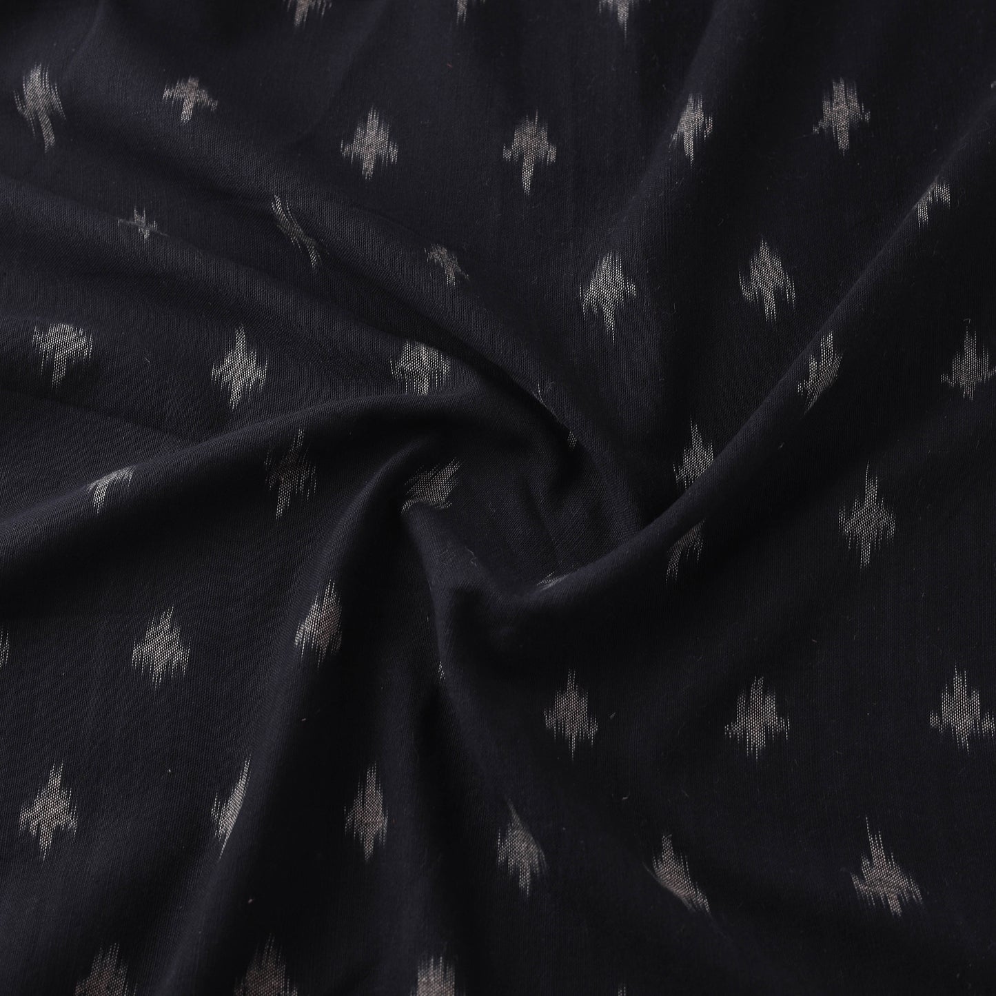 Pochampally Ikat Cotton Fabric with Kalamkari Border 02