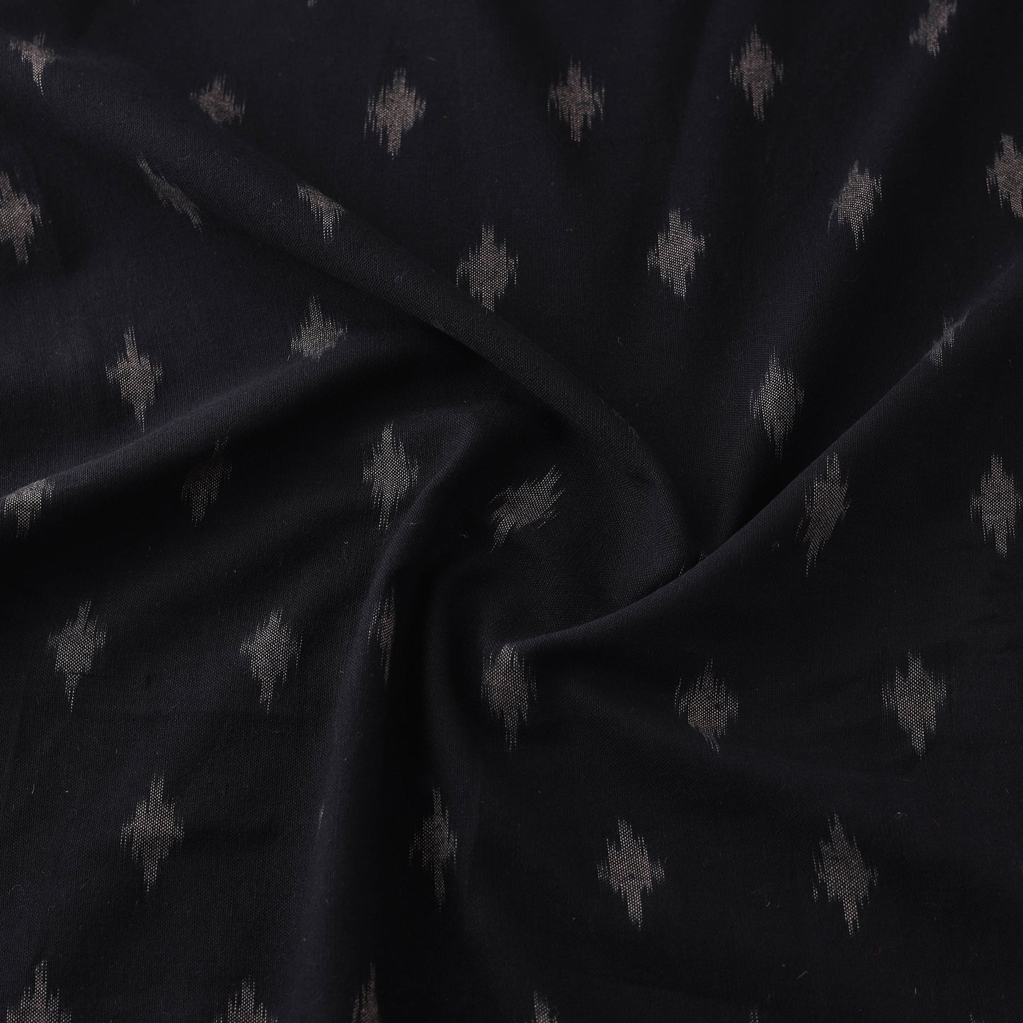Pochampally Ikat Cotton Fabric with Kalamkari Border 05
