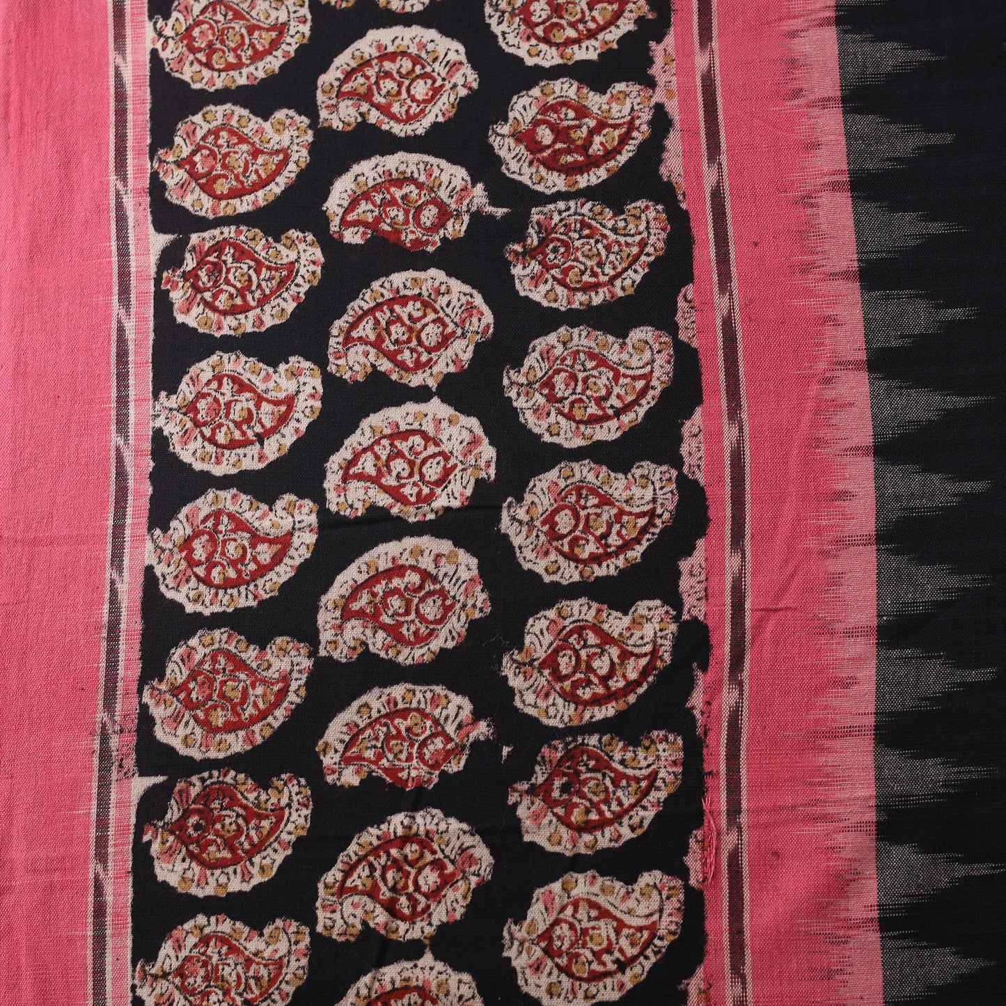 Pochampally Ikat Cotton Fabric with Kalamkari Border 06