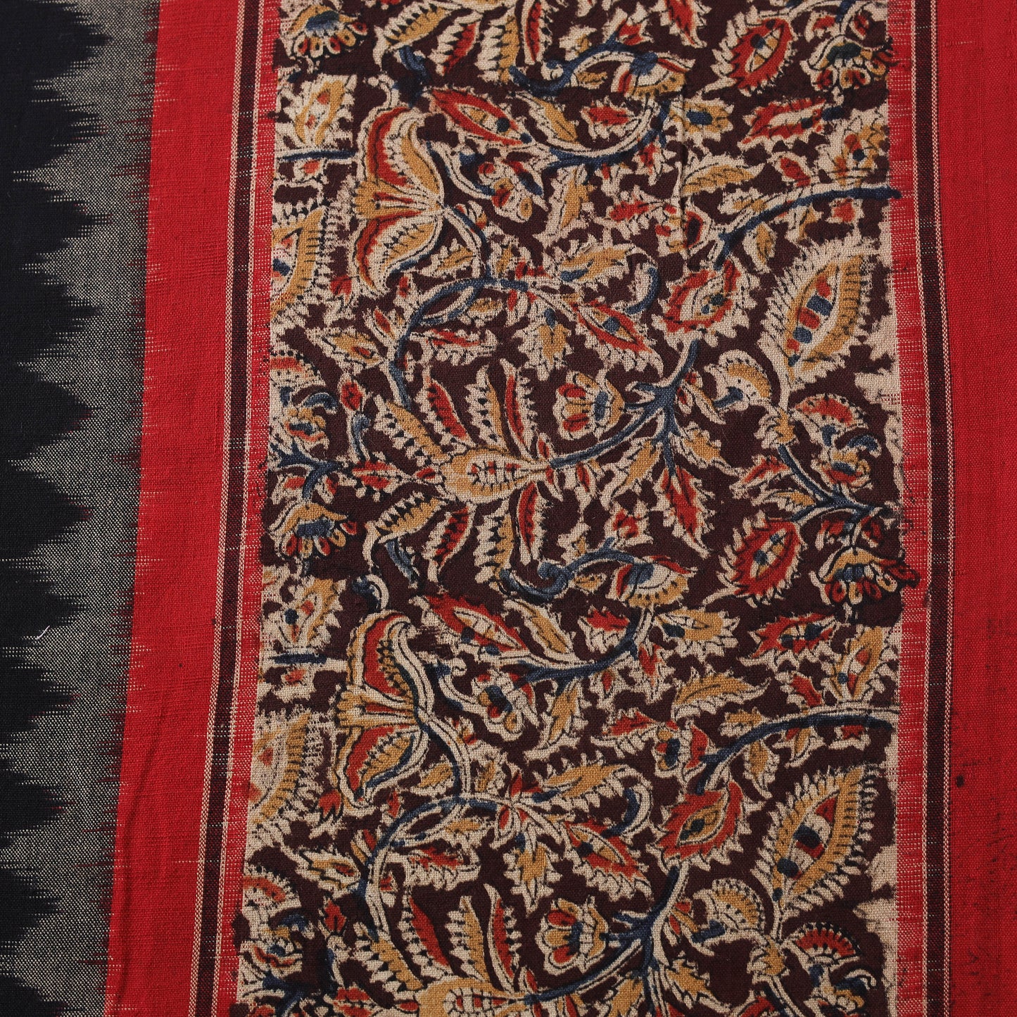 Pochampally Ikat Cotton Fabric with Kalamkari Border 09