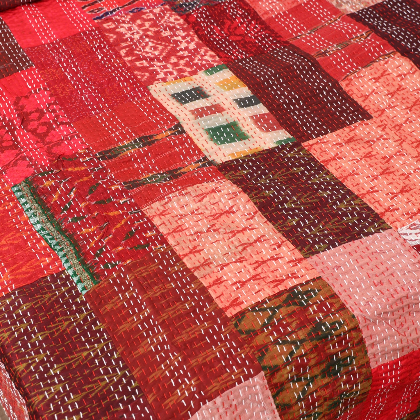 Red - Khambadiya Tagai Patchwork Quilt / Gudri / Blanket 08