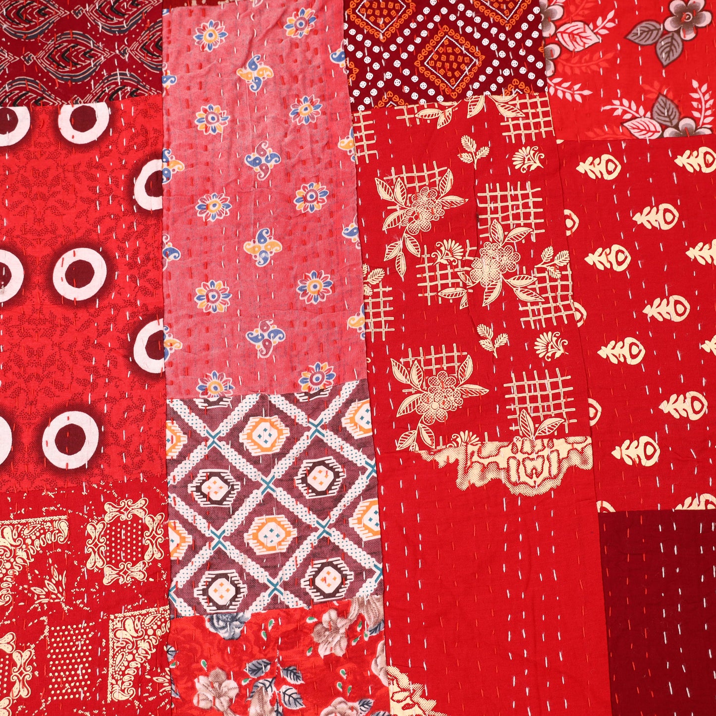 Red - Khambadiya Tagai Patchwork Quilt / Gudri / Blanket 25