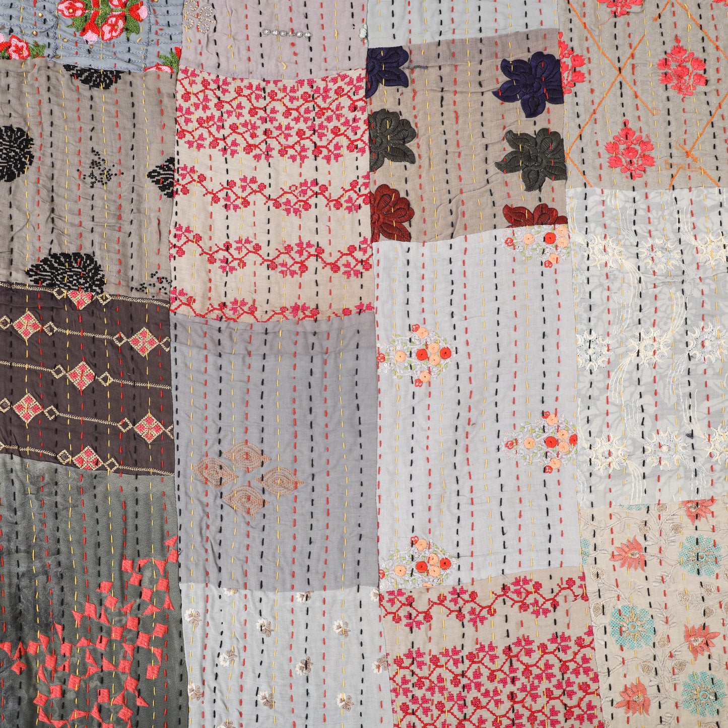 Grey - Khambadiya Tagai Patchwork Quilt / Gudri / Blanket 26