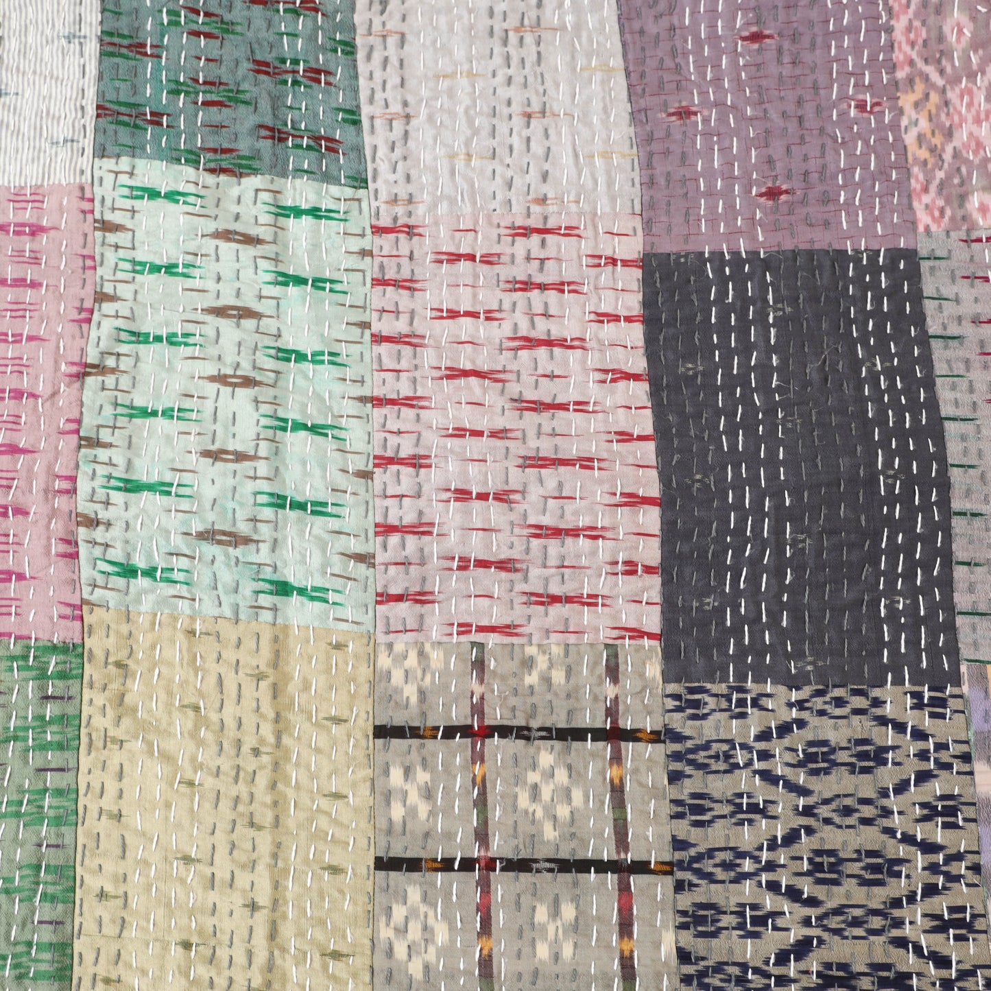 Grey - Khambadiya Tagai Patchwork Quilt / Gudri / Blanket 29
