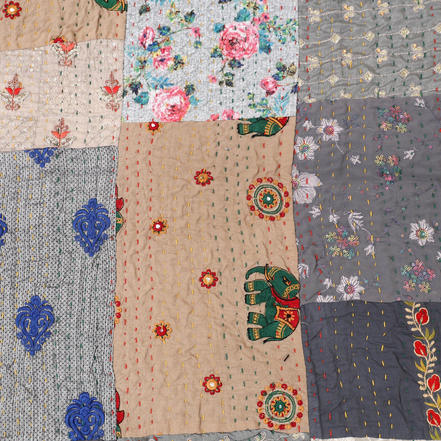 Grey - Khambadiya Tagai Patchwork Quilt / Gudri / Blanket 30