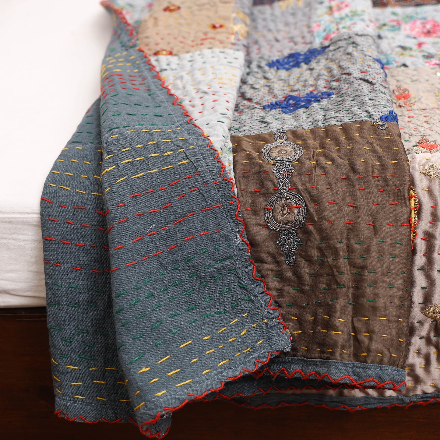 Grey - Khambadiya Tagai Patchwork Quilt / Gudri / Blanket 30