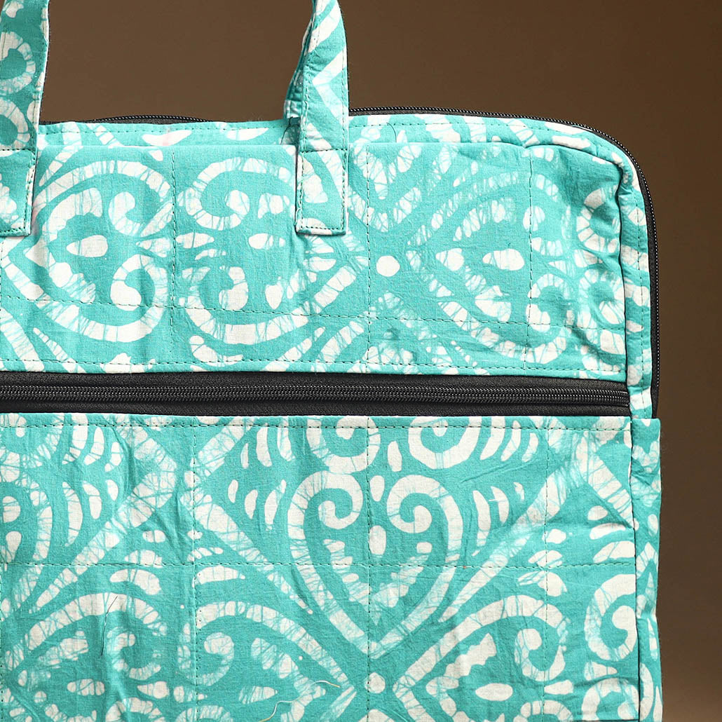 Green - Handmade Quilted Cotton Laptop Bag (12 x 16 in) 37