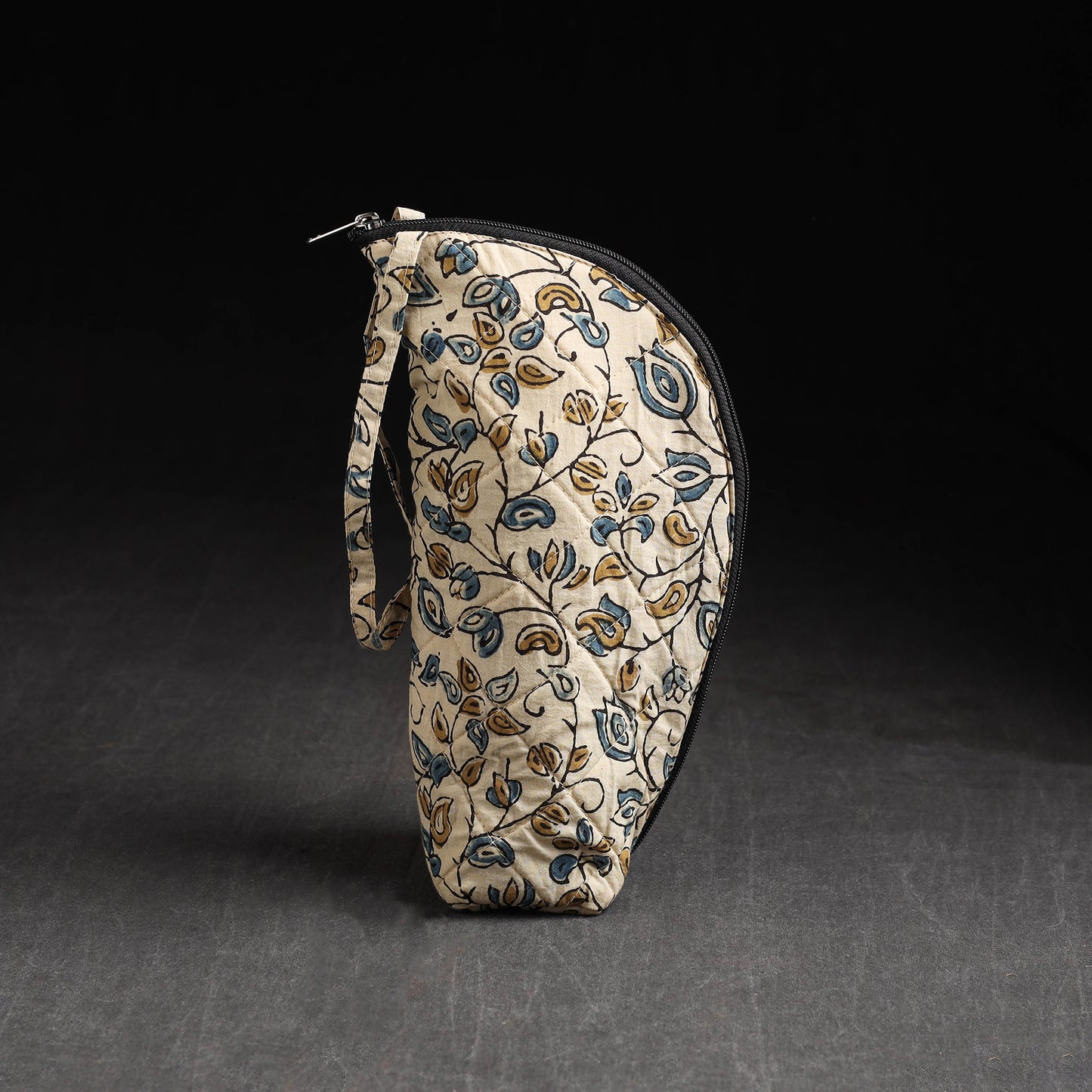 Handmade 1L Water Bottle Cover 55
