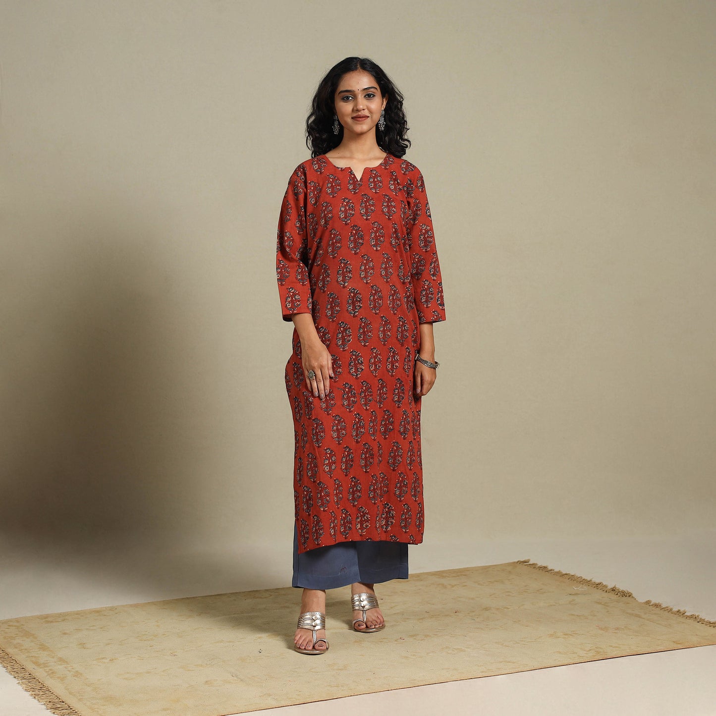 Block Print Natural Dyed Cotton Straight Ajrakh Kurta 09