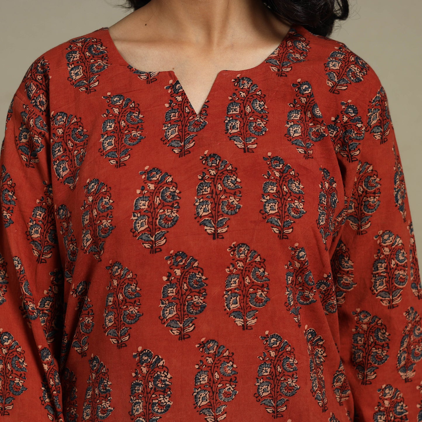 Block Print Natural Dyed Cotton Straight Ajrakh Kurta 09