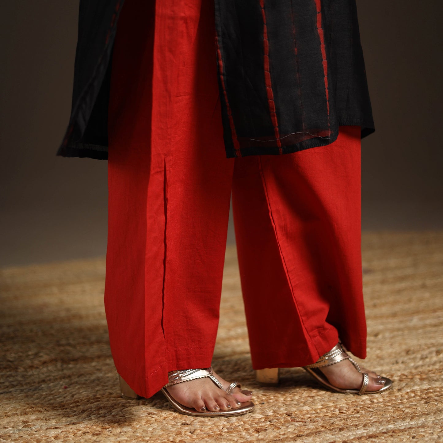 Black - chanderi silk shibori kurta set (set of 3) 10