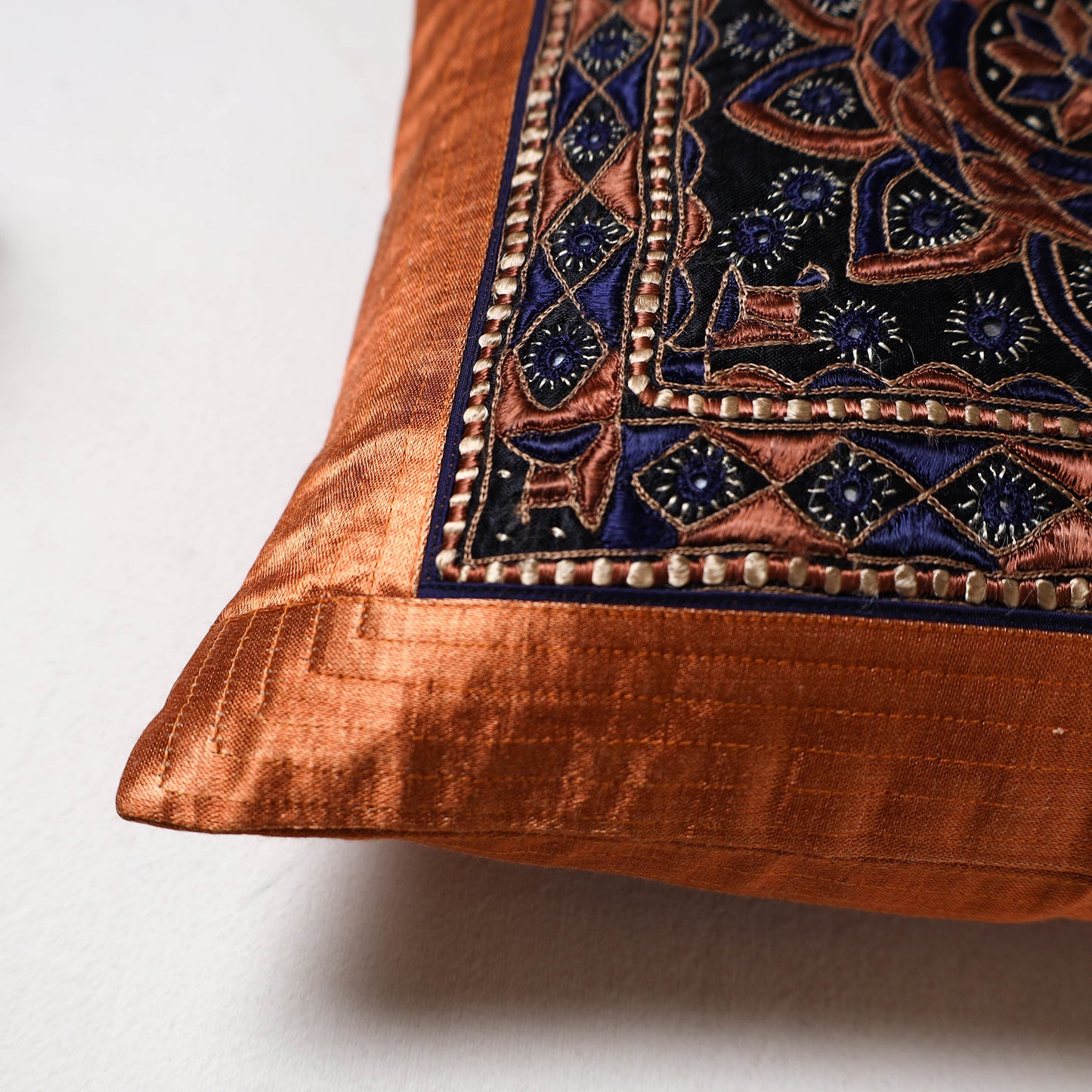 Kutch Pakko Hand Embroidery Cushion Cover (12 x 12 in) 08
