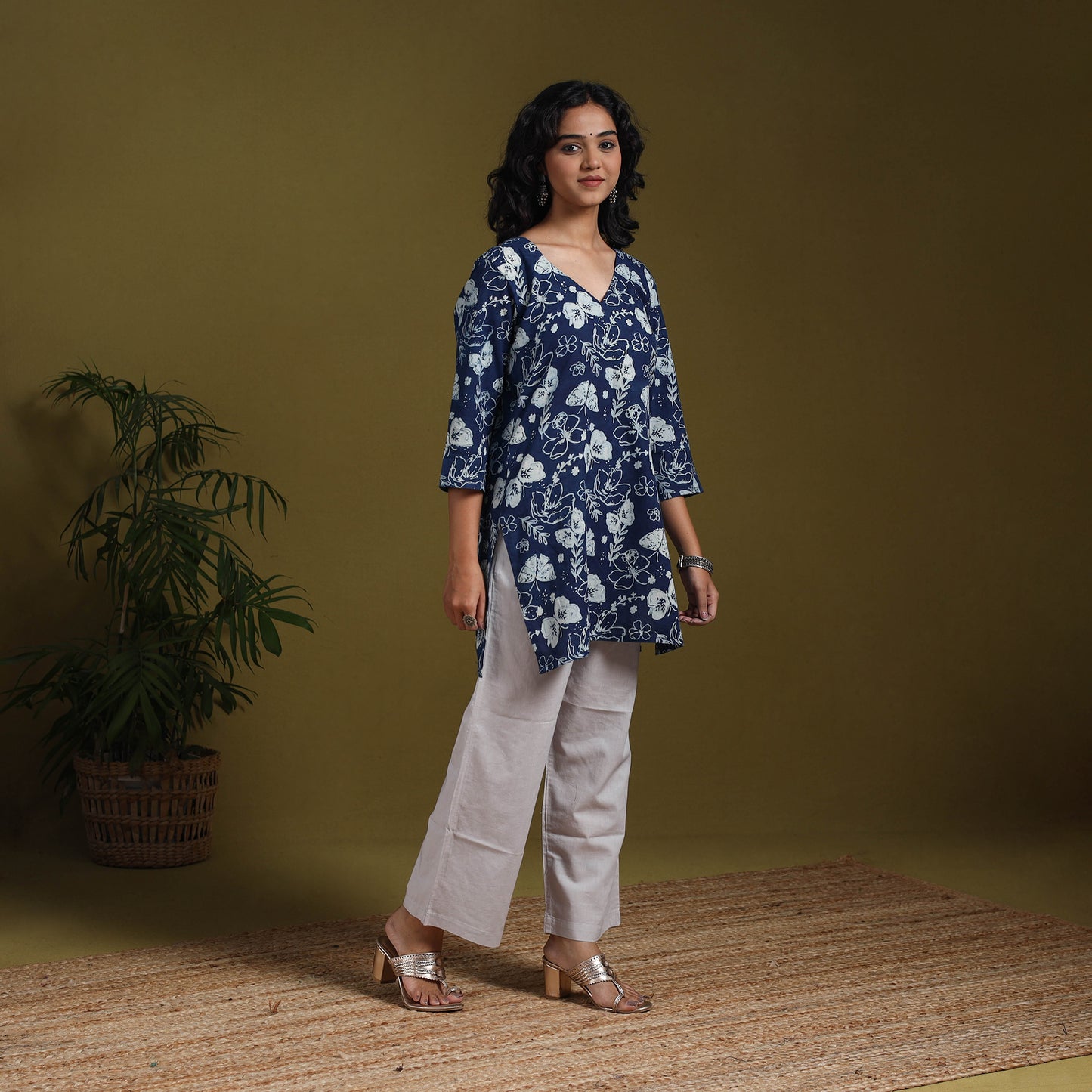 Blue - natural dyed indigo cotton short bagru kurta 13