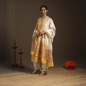 Yellow - gota work chanderi silk sanganeri kurta set (set