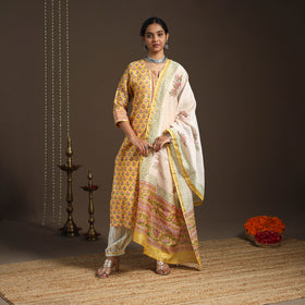 Yellow - gota work chanderi silk sanganeri kurta set (set