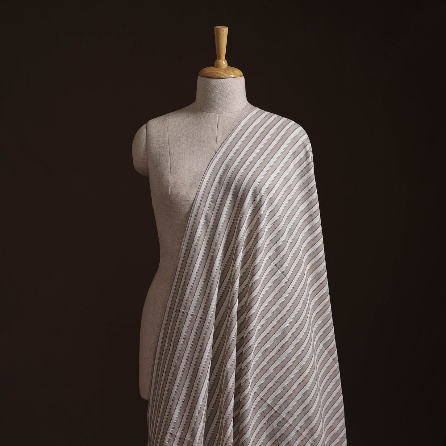 Prewashed Fine Cotton Handloom Plain Fabric 02