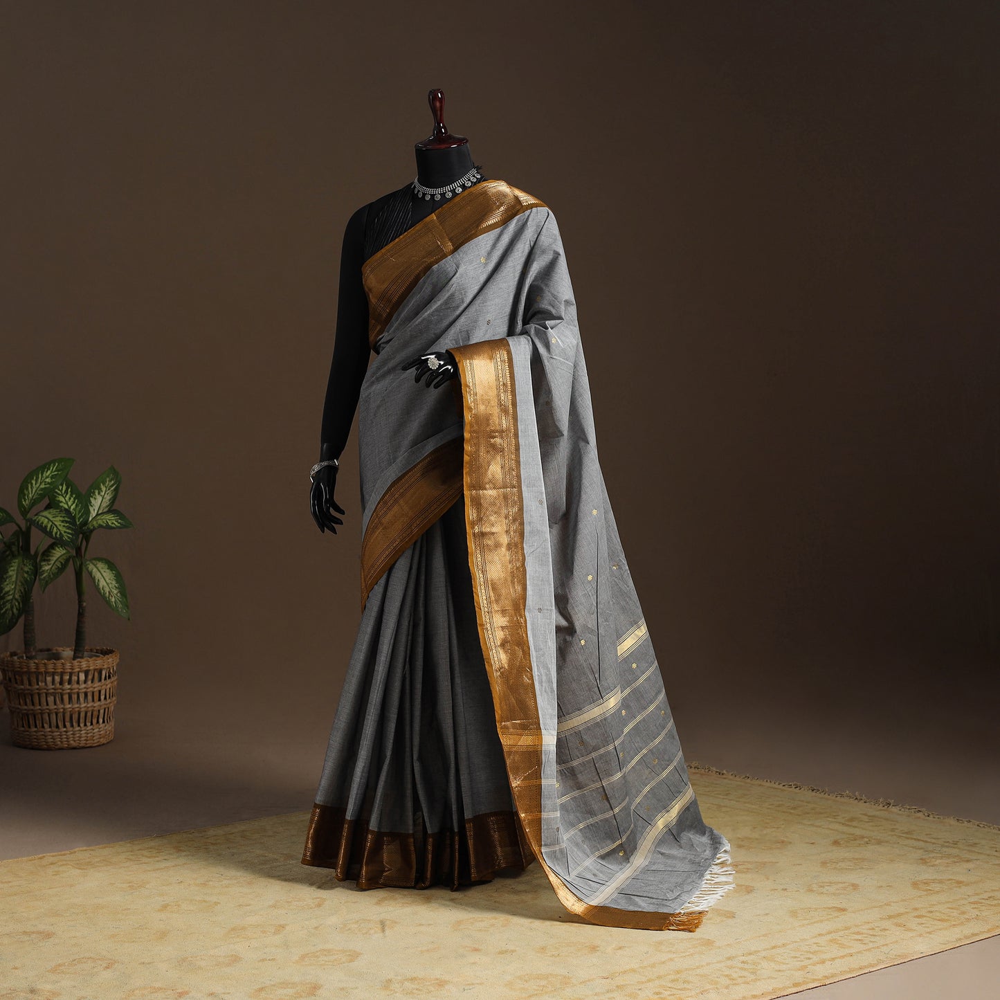 Grey Kandangi Chettinad Cotton Saree with Zari Border