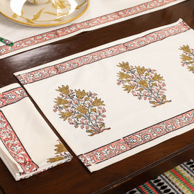 White Sanganeri Print Cotton Table Runner with Mats & Napkins