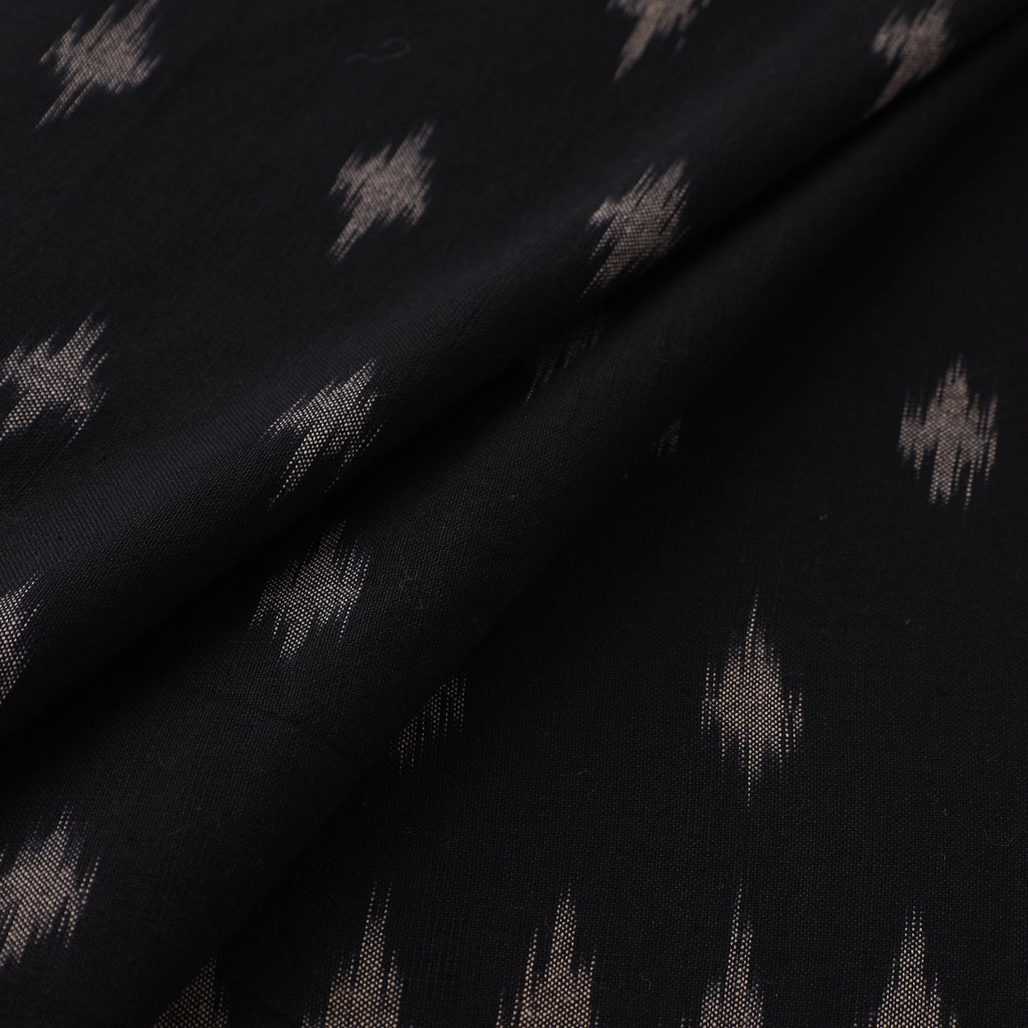 Handloom Cotton Pochampally Ikat Fabric with Kalamkari Border 04
