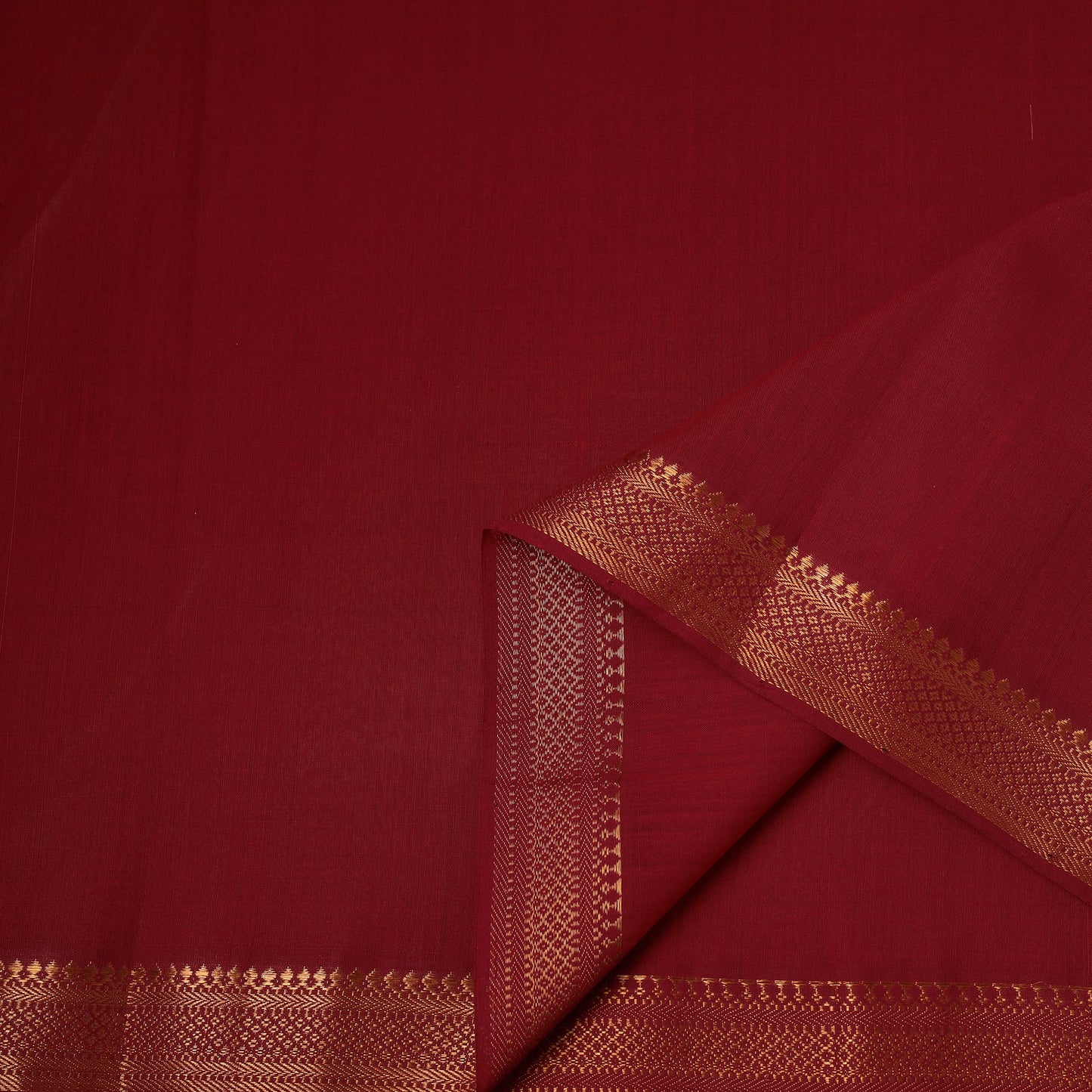 Handloom Mangalagiri Cotton Fabric with Nizam Zari Border 01