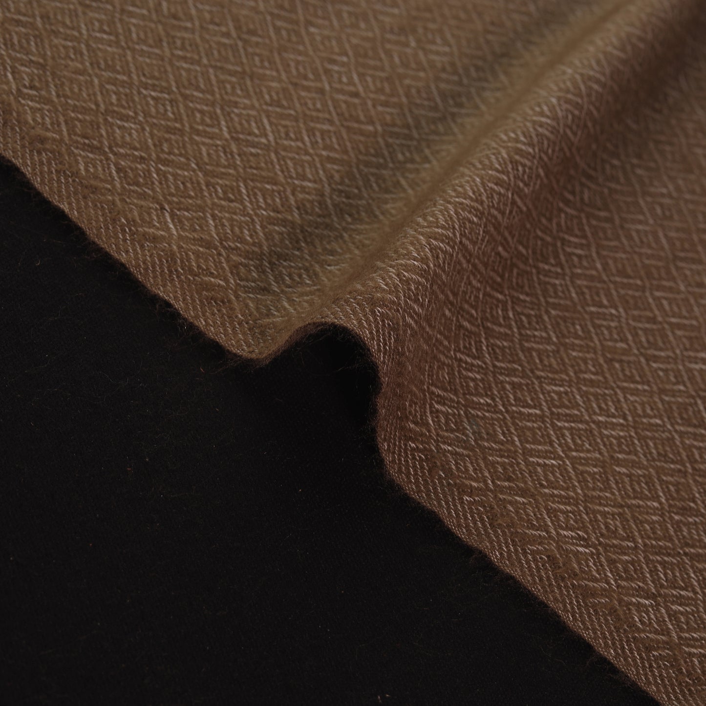 Acrylic Fine Wool Fabric (Width - 42 in) 76     2026/042-1 76