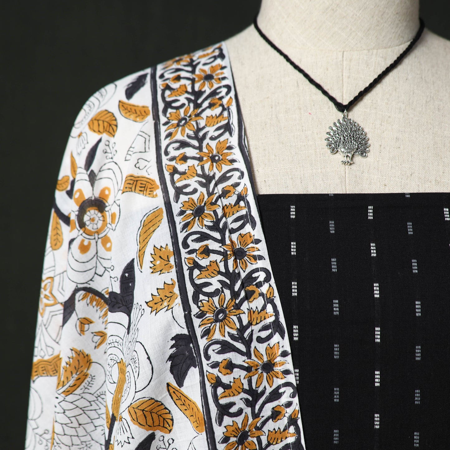 Jacquard Woven 2pc Cotton Unstitched Dress Material Kurta Set with Jewellery 05