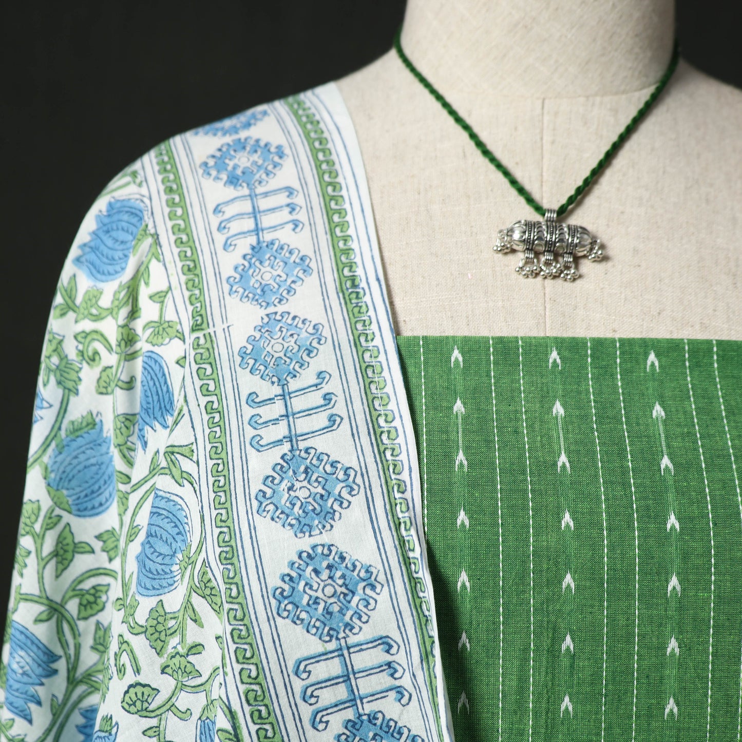 Jacquard Woven 2pc Cotton Unstitched Dress Material Kurta Set with Jewellery 07