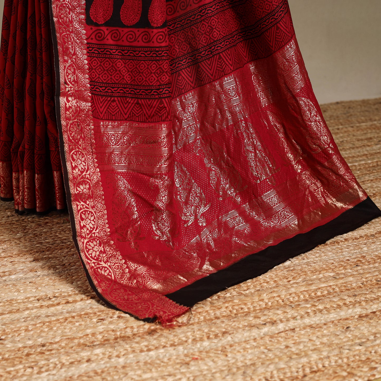 Red - natural dyed dola silk bagh saree with zari border 25