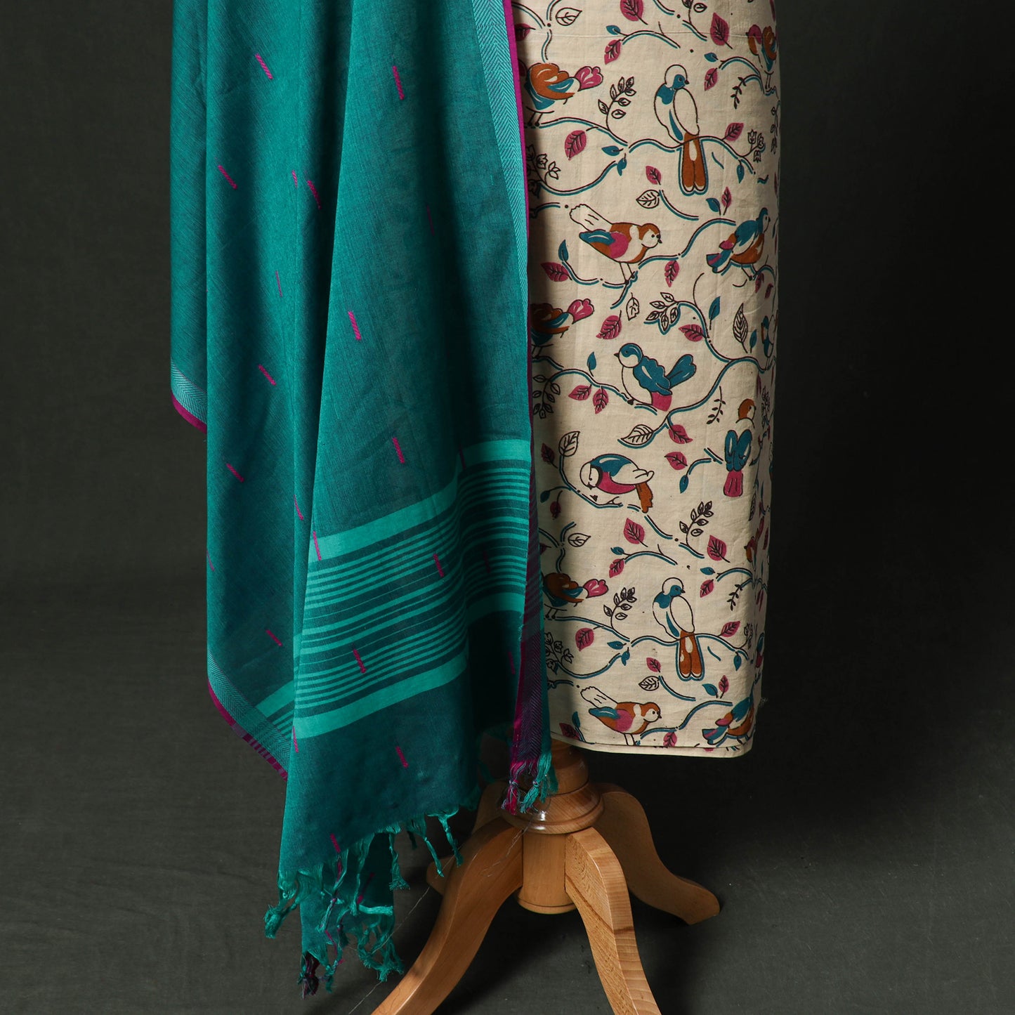 Kalamkari Printed Cotton 2pc Unstitched Dress Material Kurta Set with Jewellery 15