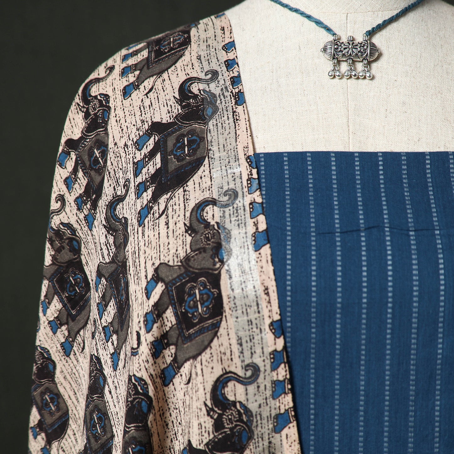 Jacquard Woven Cotton 2pc Unstitched Dress Material Kurta Set with Jewellery 16