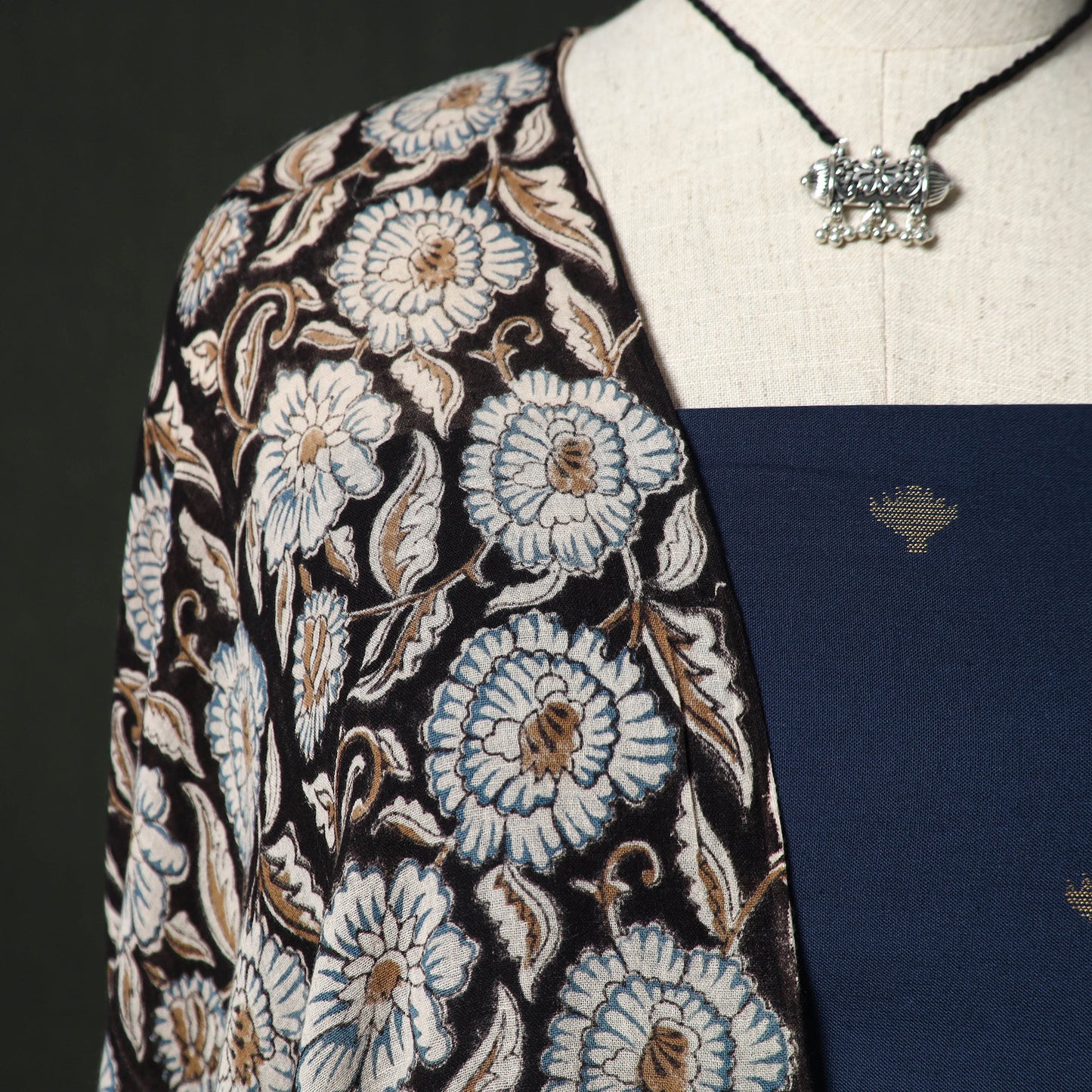 Jacquard Woven Cotton 2pc Unstitched Dress Material Kurta Set with Jewellery 23