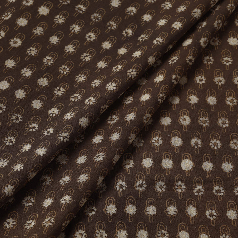 akola fabric