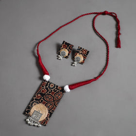  Handmade GS Jute Fabart Necklace Set 