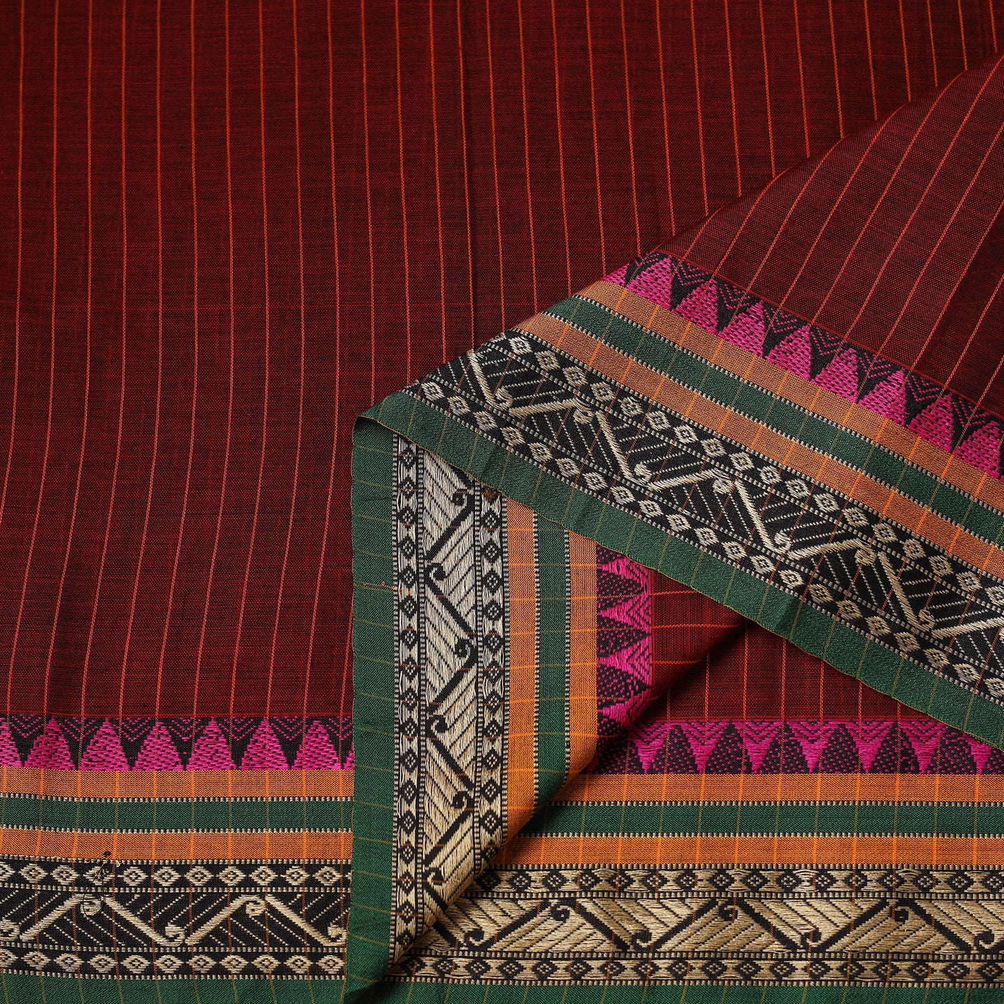 Dharwad Checks Cotton Fabric with Border 04