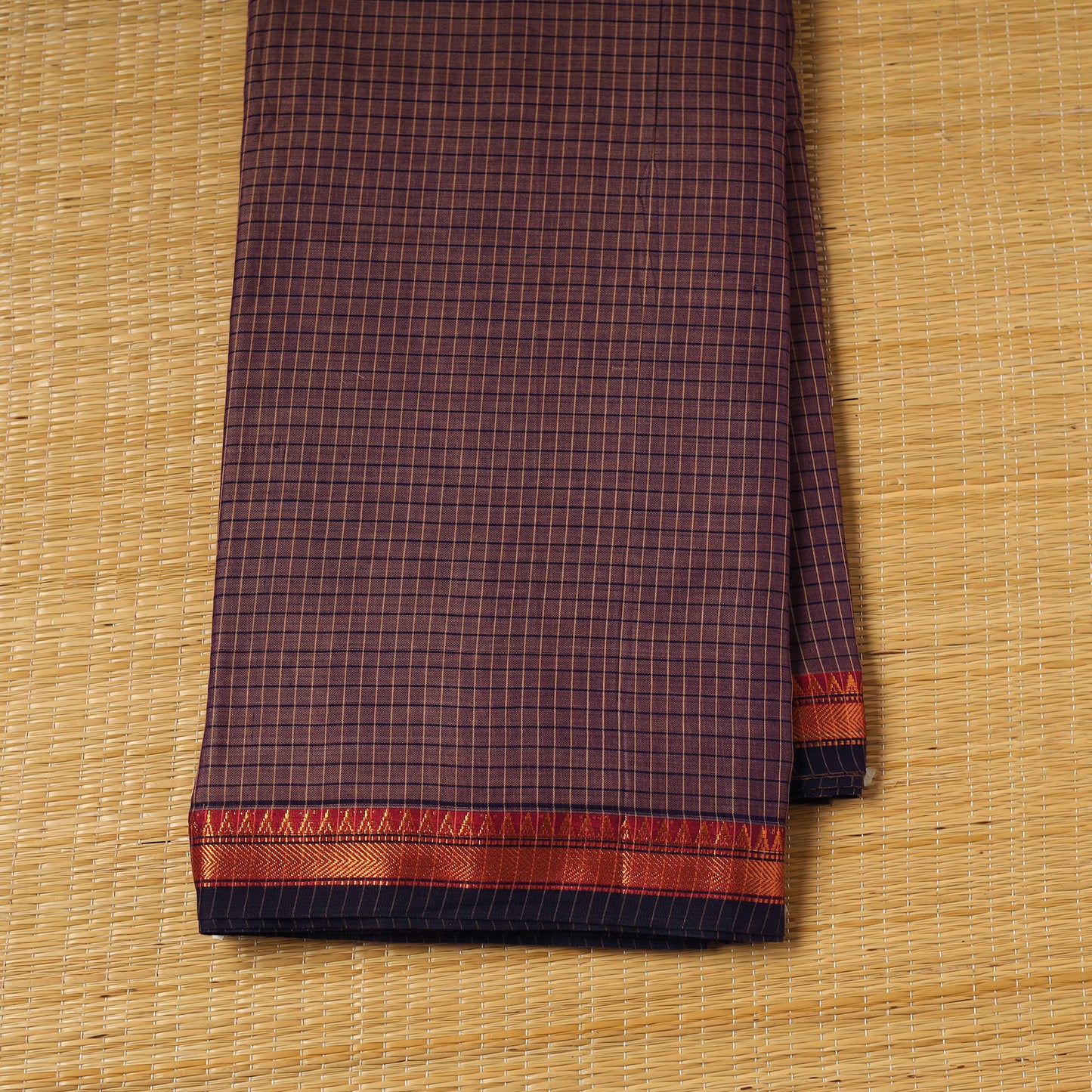 Dharwad Checks Cotton Fabric with Border 08