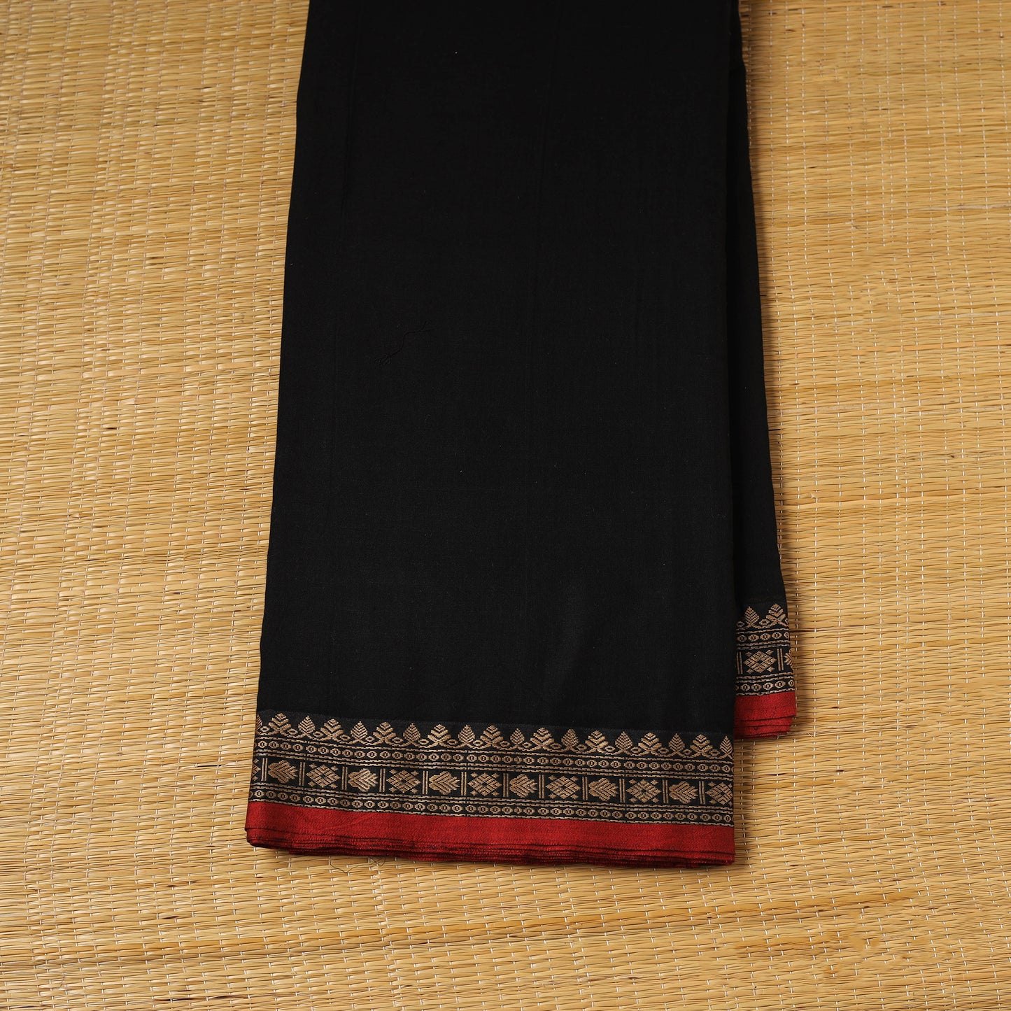 Dharwad Cotton Fabric with Thread Border 21